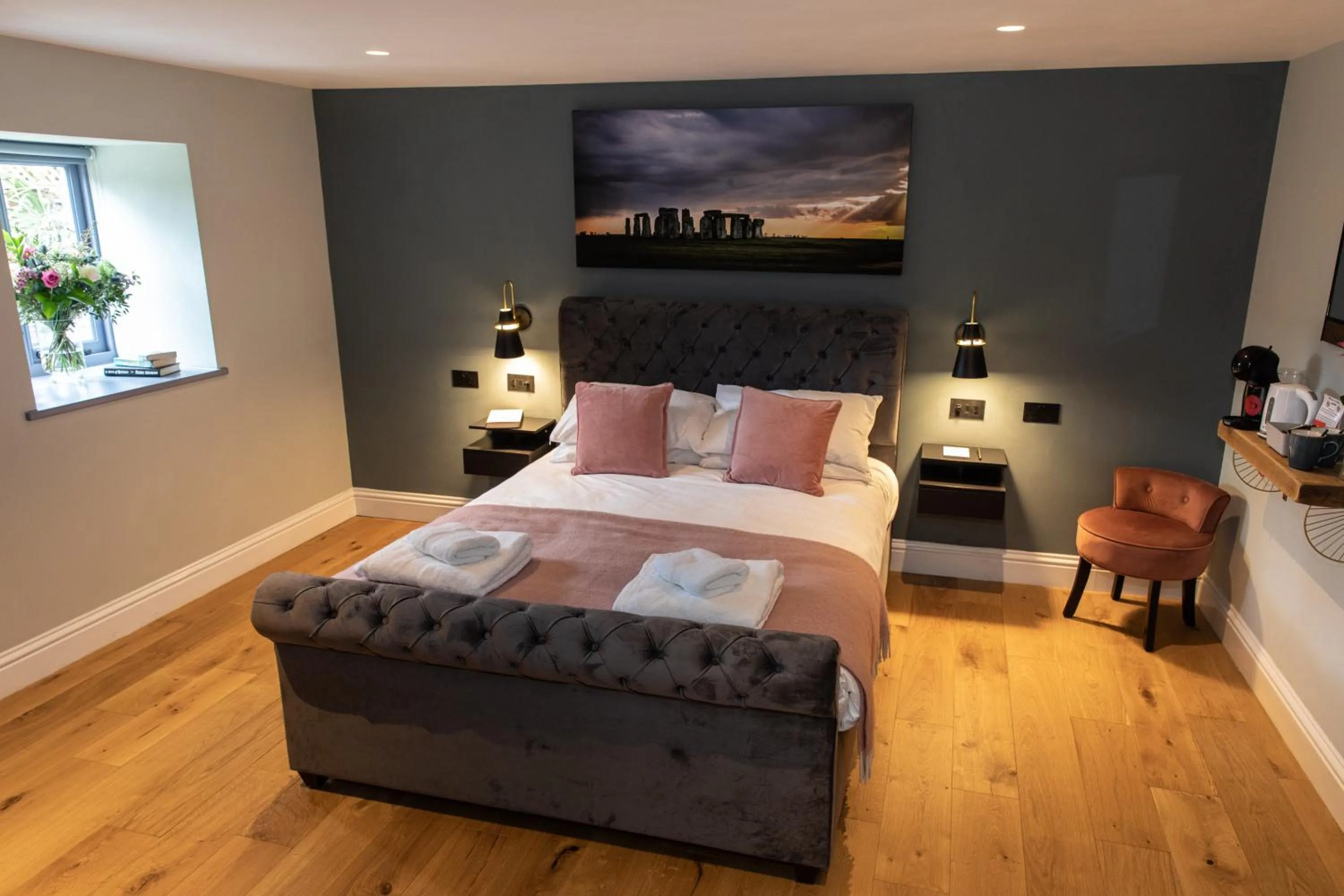 Bedroom, Bed in The Nog Inn