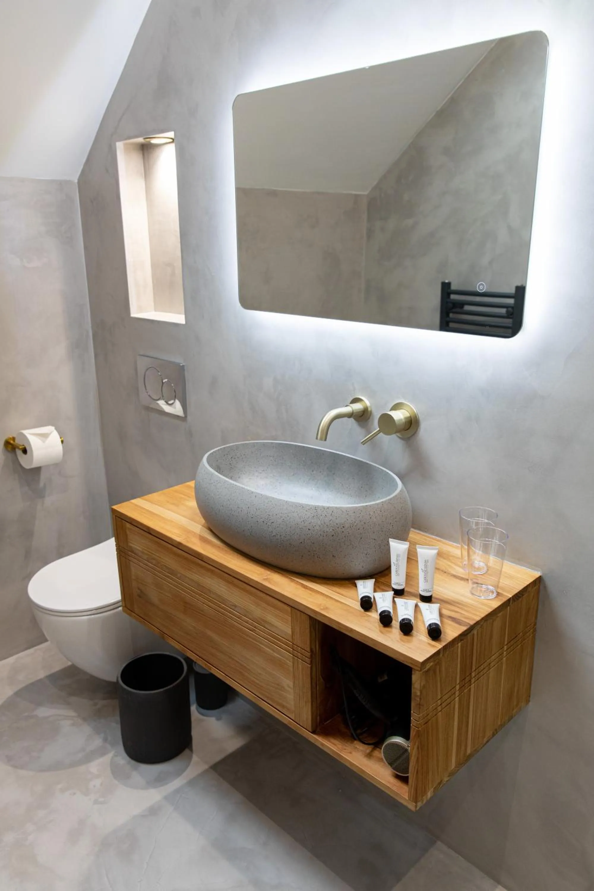 Bathroom in The Nog Inn