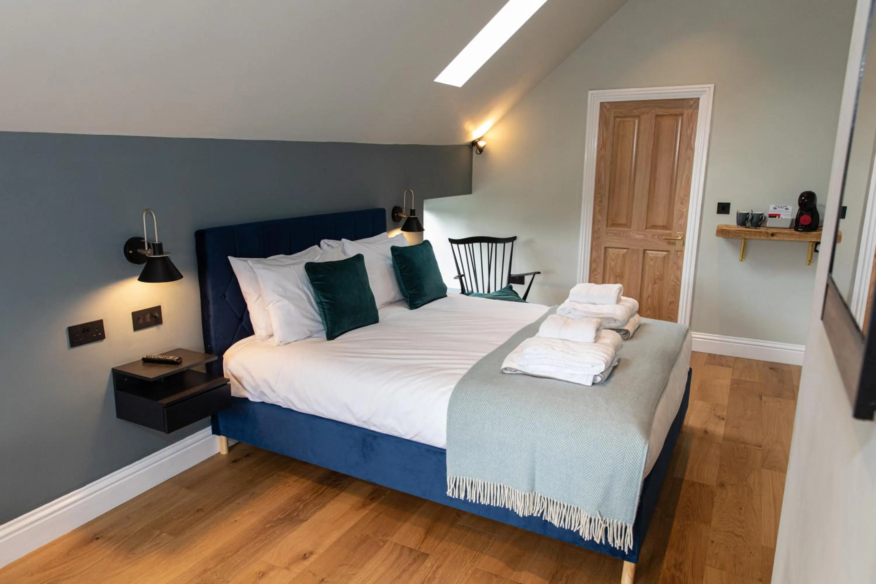 Bedroom, Bed in The Nog Inn