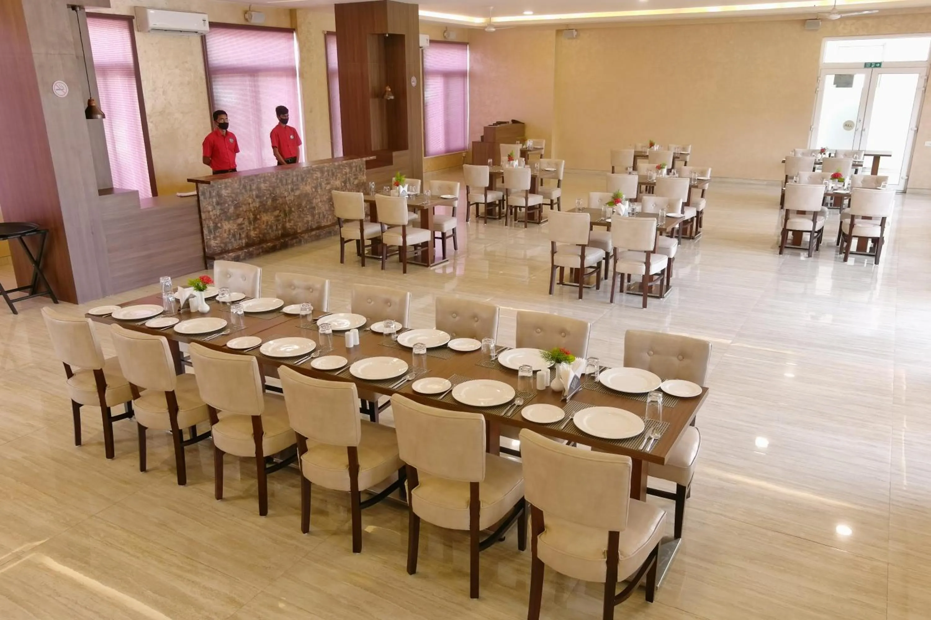 Restaurant/places to eat in Spree Resort At Century Wintersun