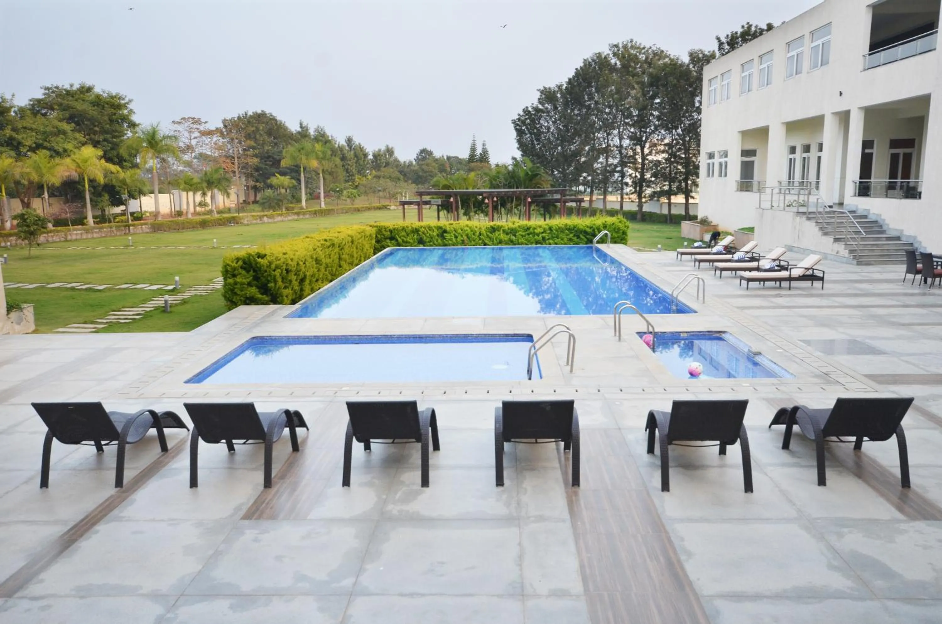 Swimming pool in Spree Resort At Century Wintersun