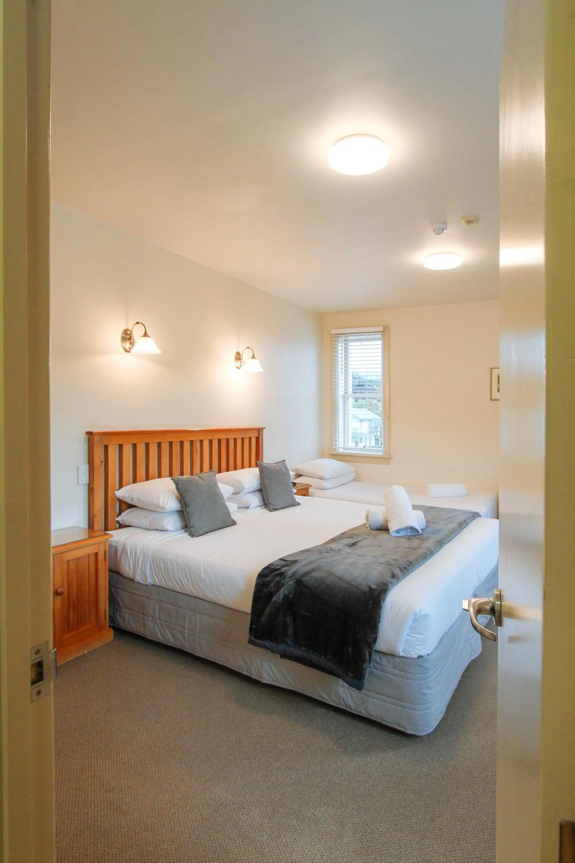 Bed in The Grand Hotel & Bar - Akaroa