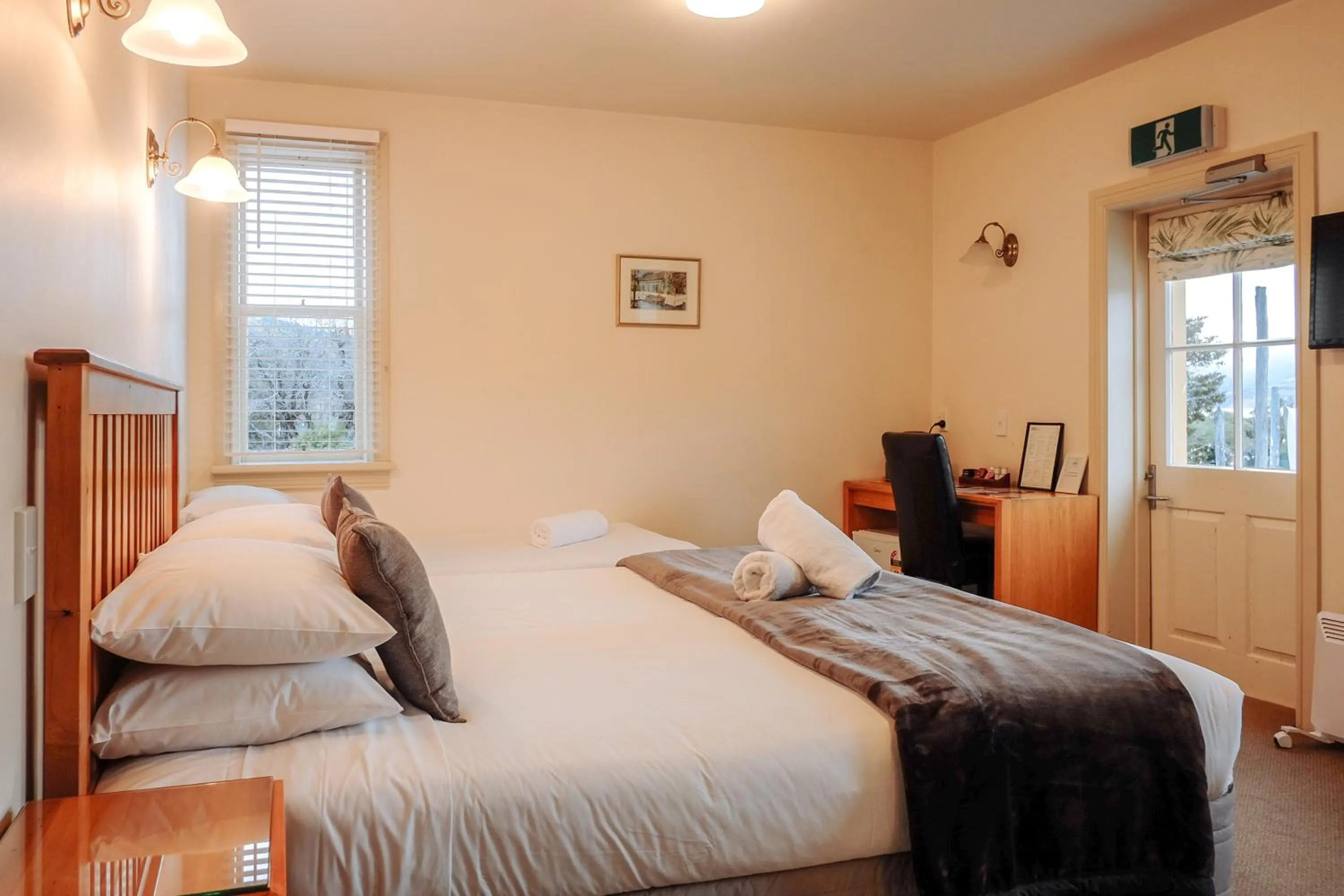 Bed in The Grand Hotel & Bar - Akaroa