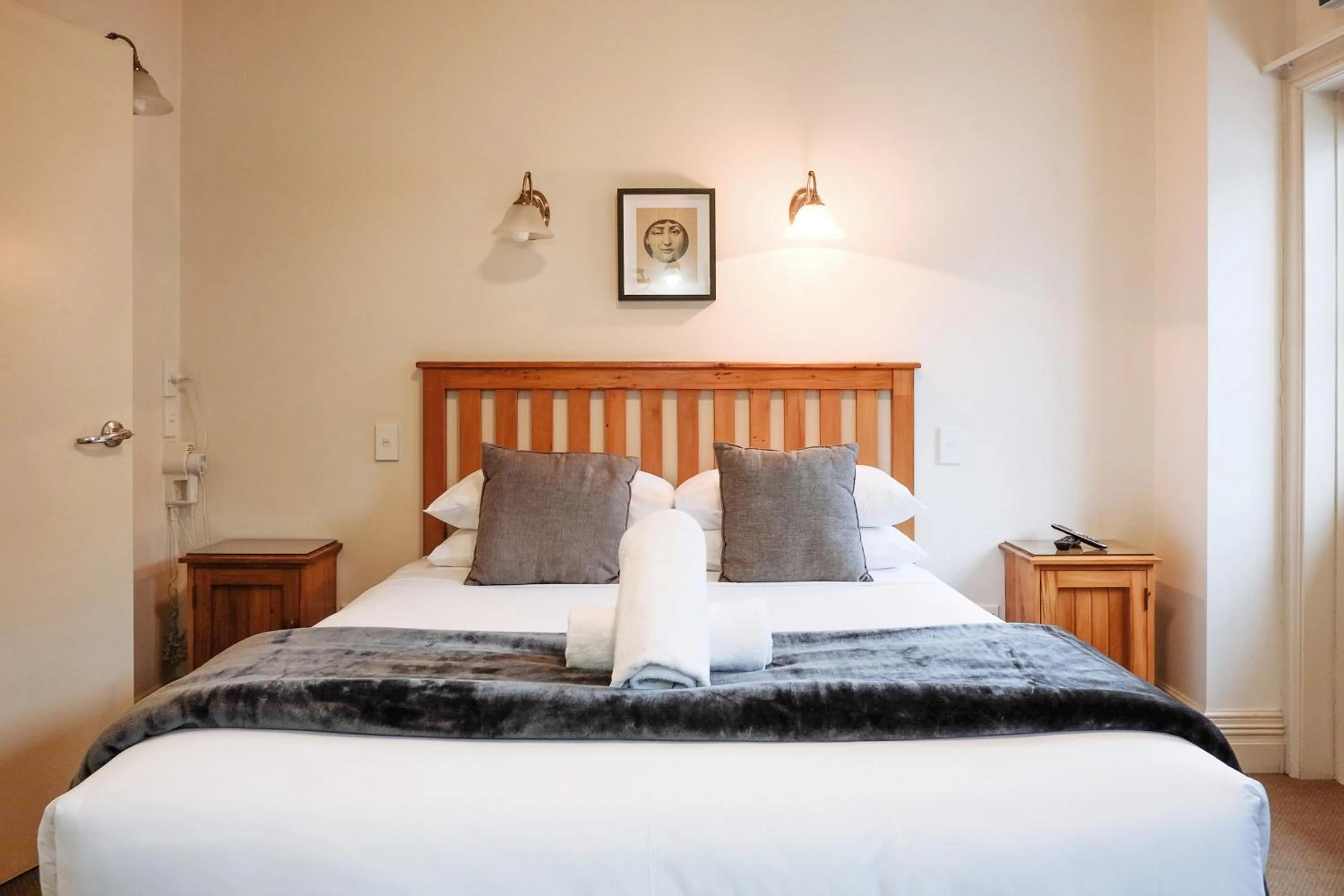 Bed in The Grand Hotel & Bar - Akaroa