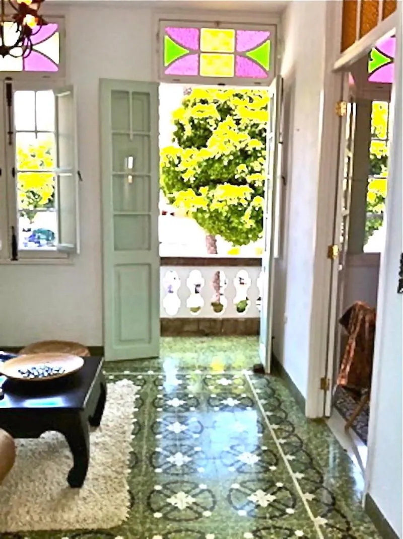 Living room in Rok Plaza