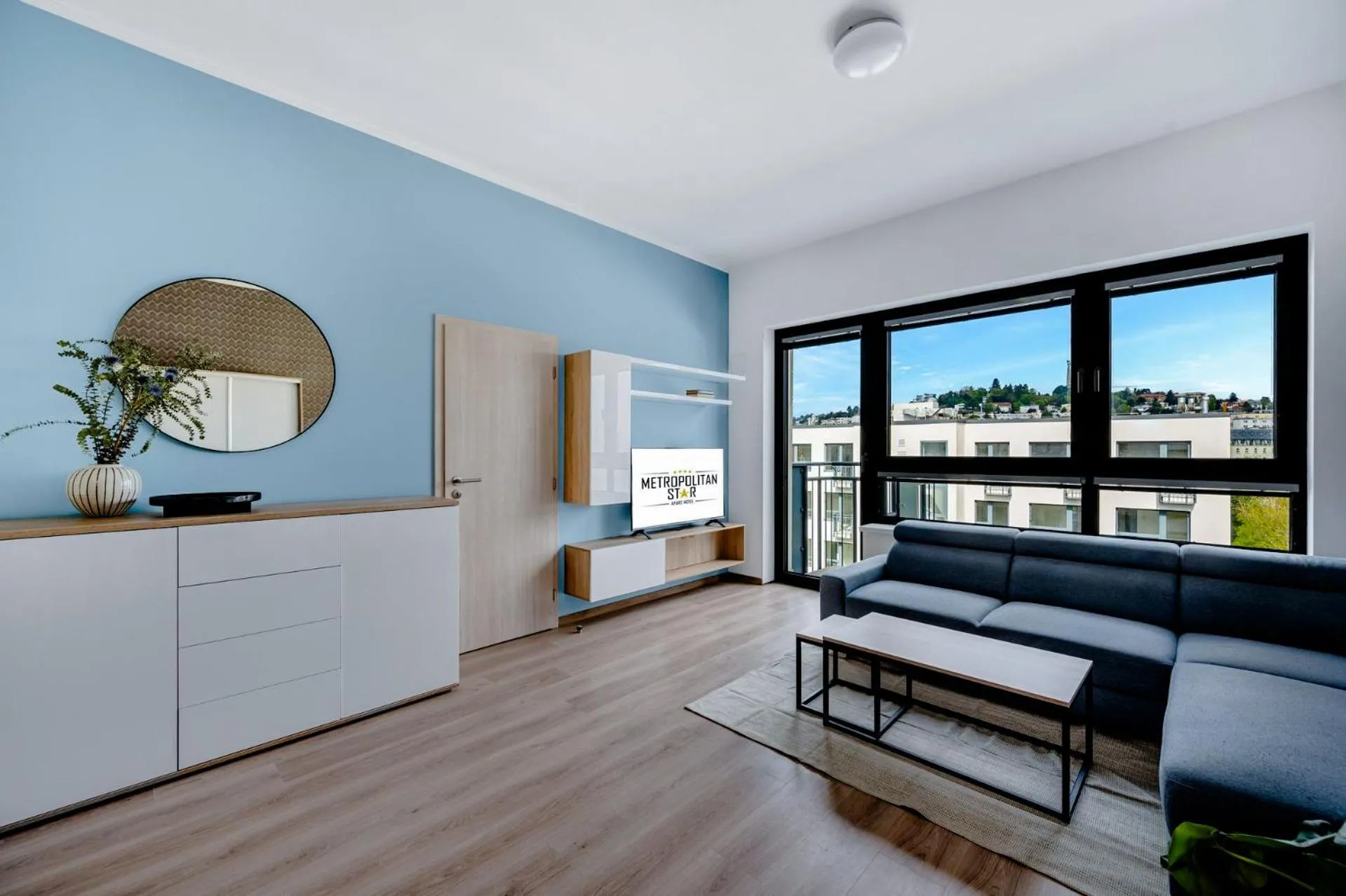 Metropolitan Star Apart Hotel