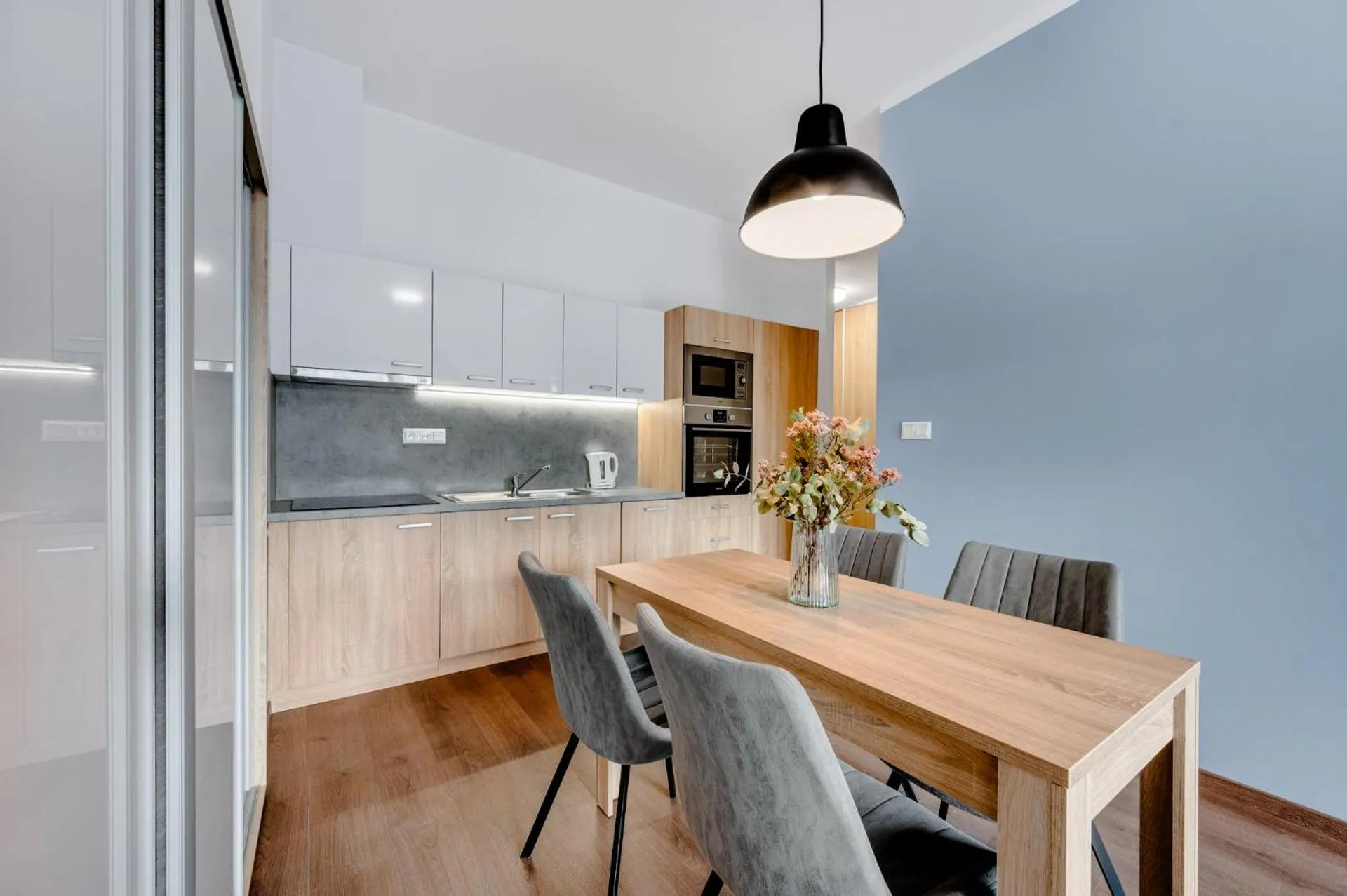 Metropolitan Star Apart Hotel