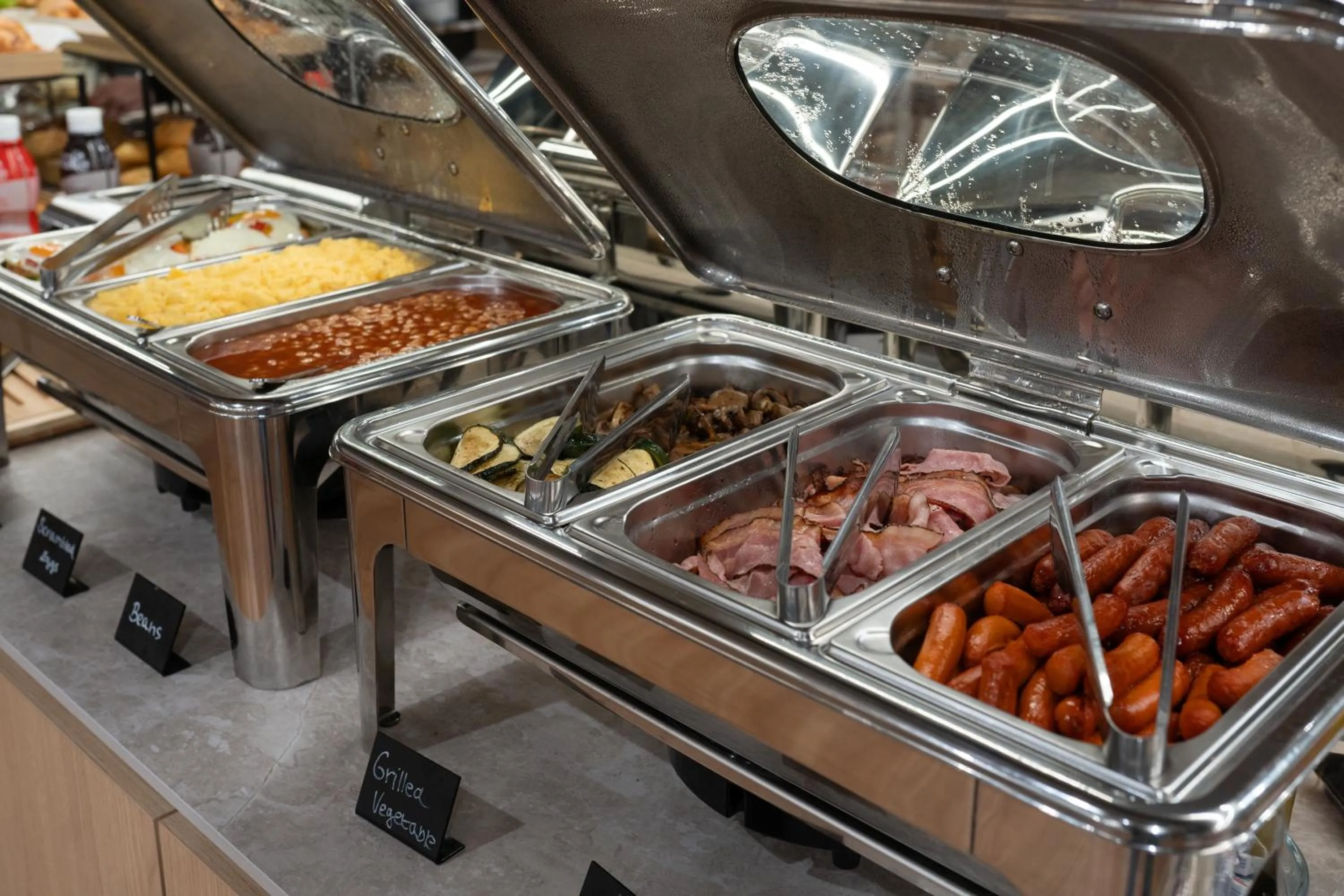 Breakfast in Metropolitan Star Apart Hotel