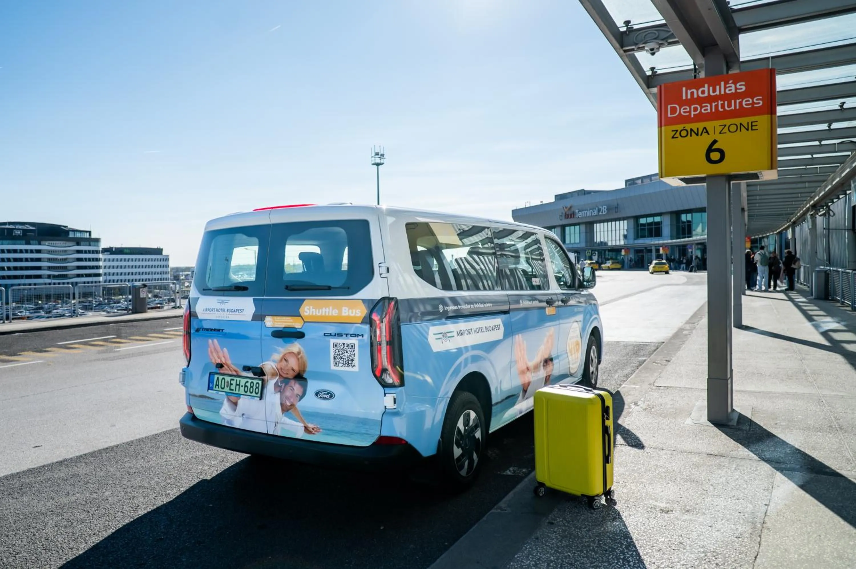 shuttle in Airport Hotel Budapest