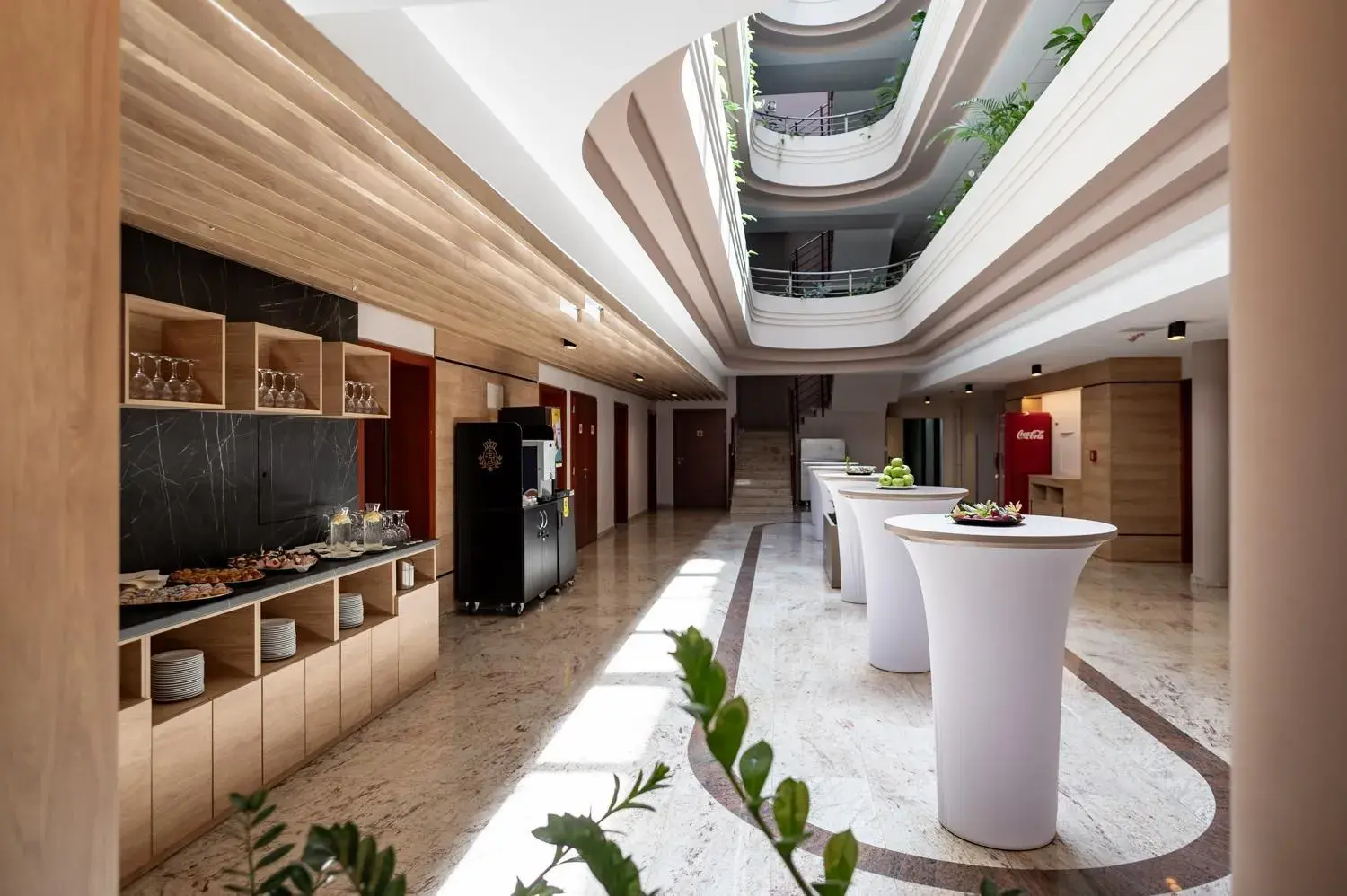 Restaurant/places to eat in Airport Hotel Budapest Restaurant/places to eat in Airport Hotel Budapest