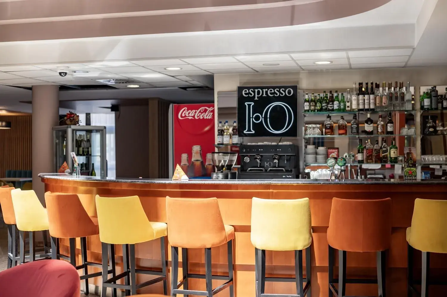 Lounge or bar in Airport Hotel Budapest Lounge or bar in Airport Hotel Budapest