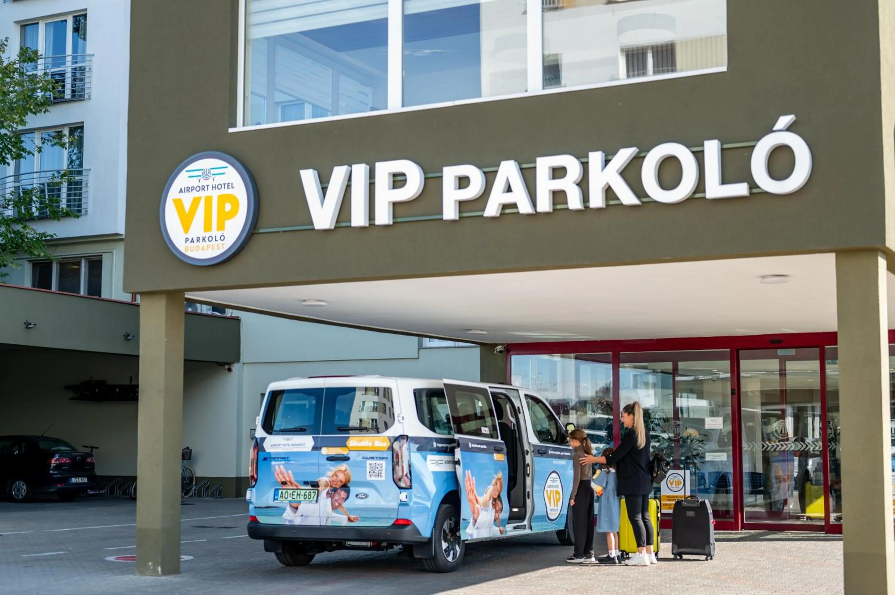 shuttle in Airport Hotel Budapest