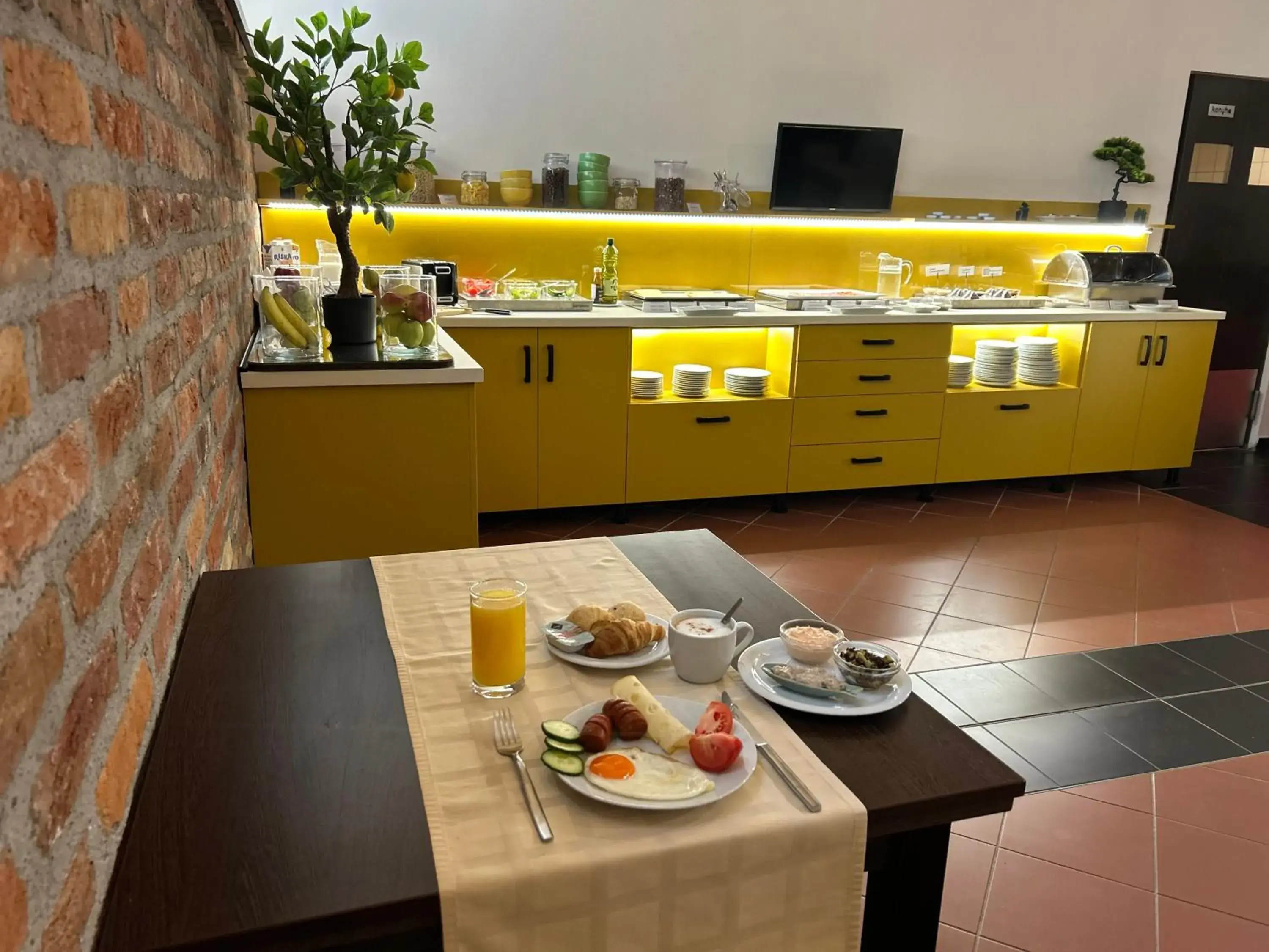 Food and drinks in Boutique Hotel Sopianae Food and drinks in Boutique Hotel Sopianae