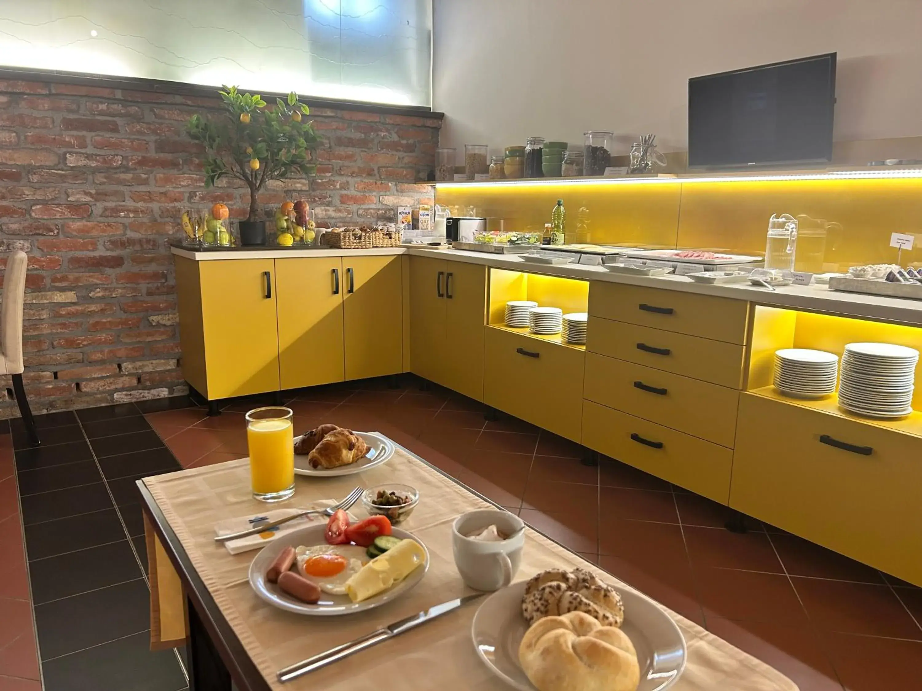 Food and drinks in Boutique Hotel Sopianae Food and drinks in Boutique Hotel Sopianae