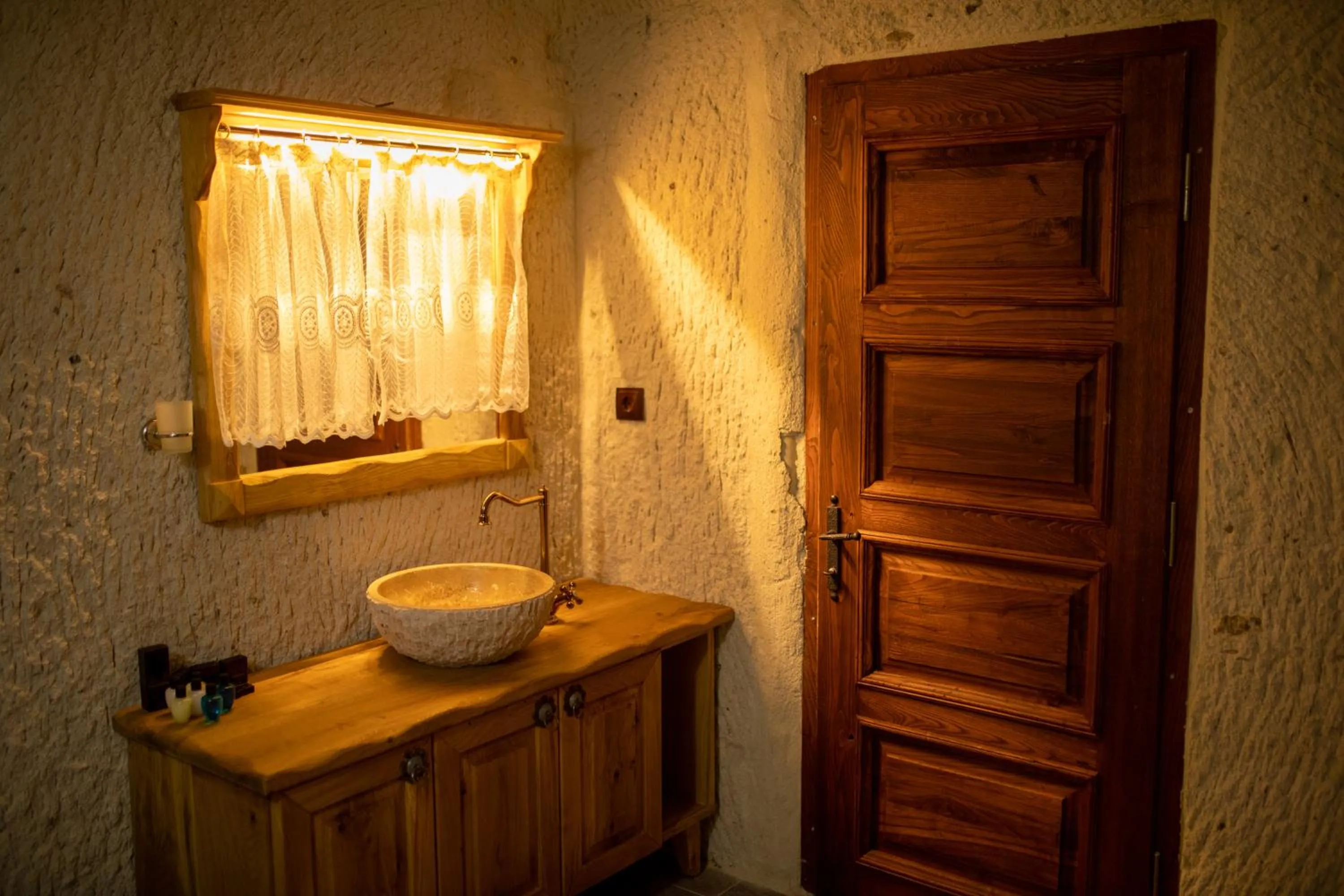 Bathroom in Pome Granate Cave Hotel