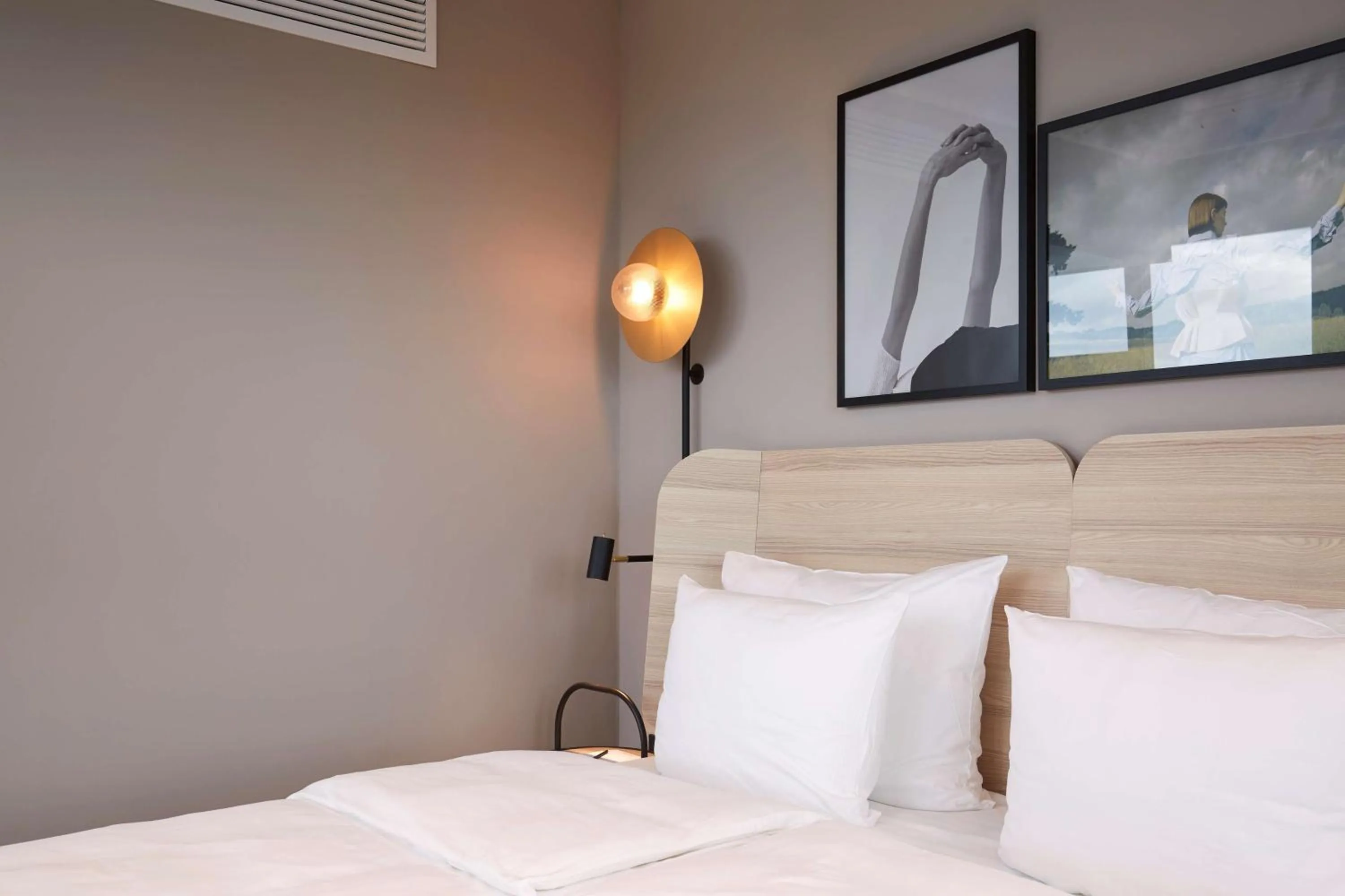 Bedroom, Bed in Scandic München Macherei