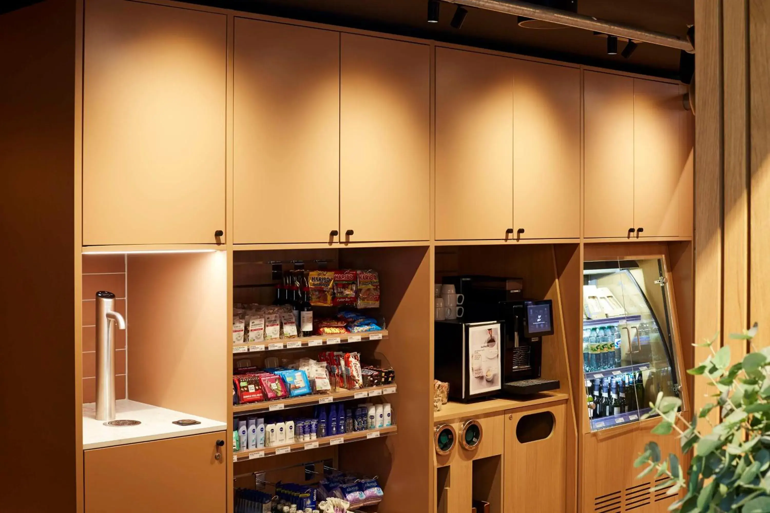 Lobby or reception in Scandic München Macherei Lobby or reception in Scandic München Macherei