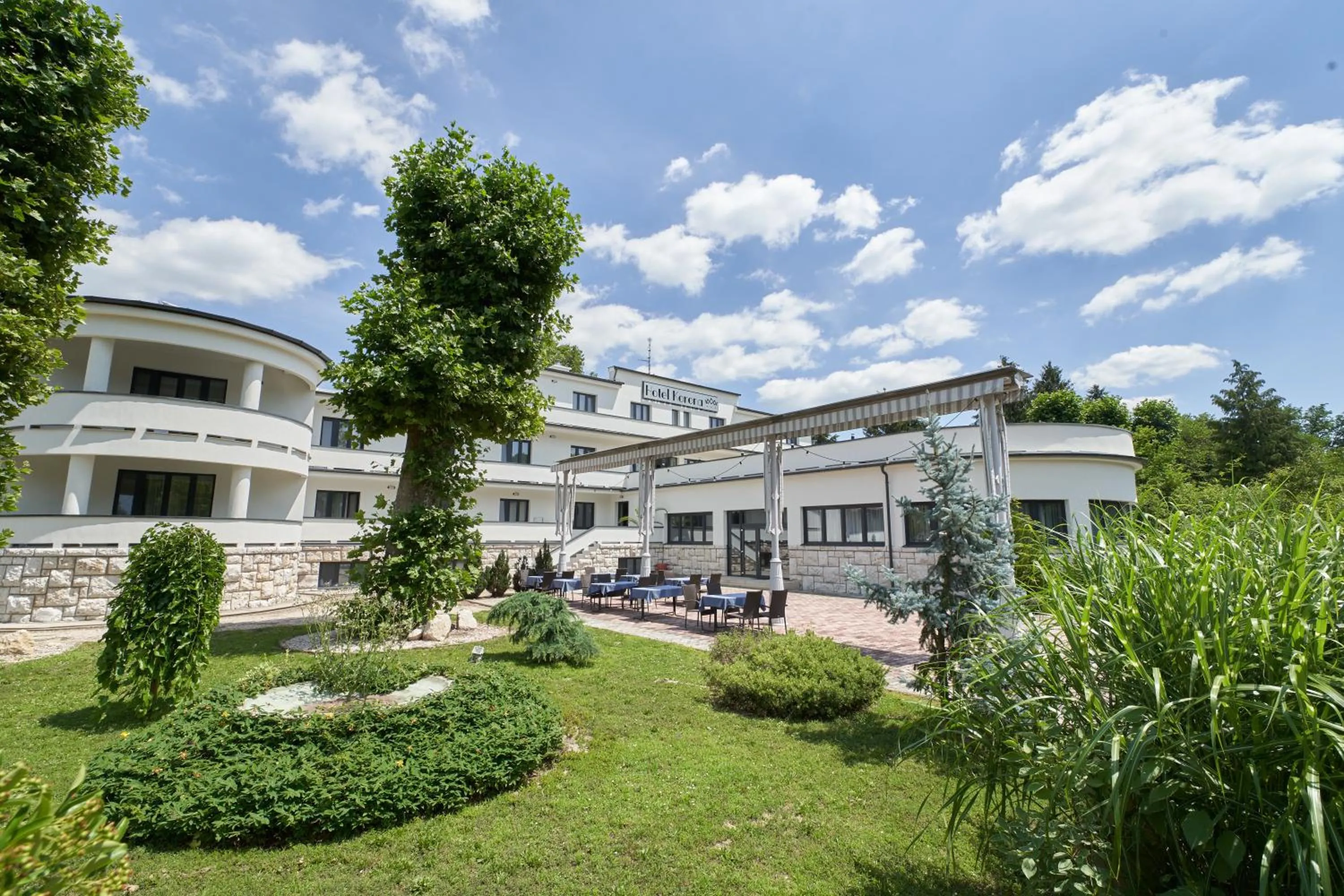Property building in Hotel Korona