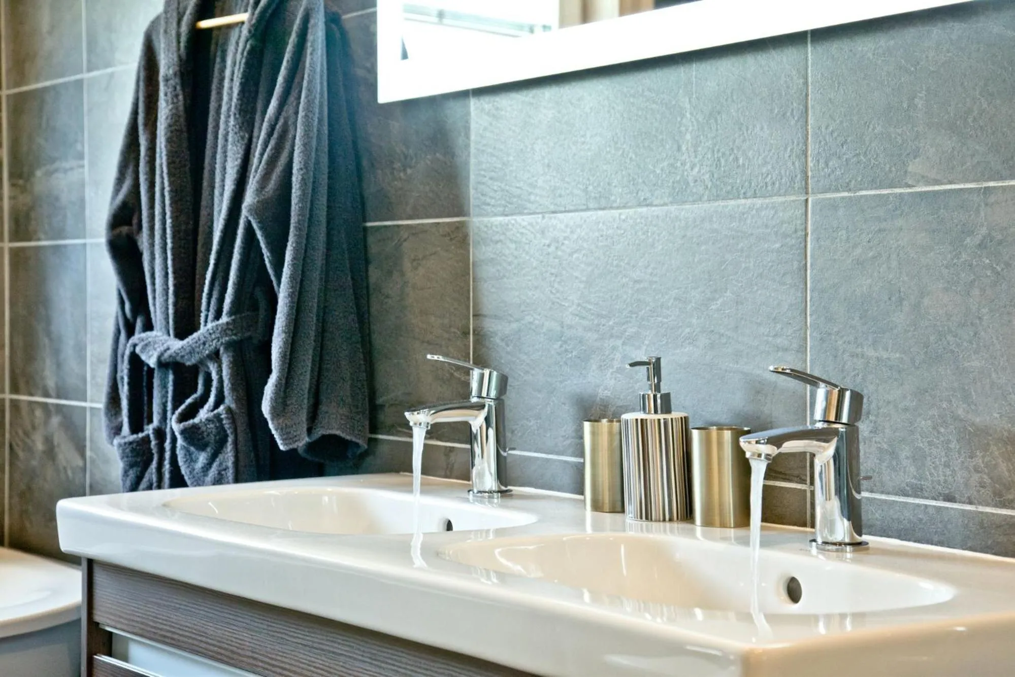 Bathroom in Broadpath, Great Field Lodges