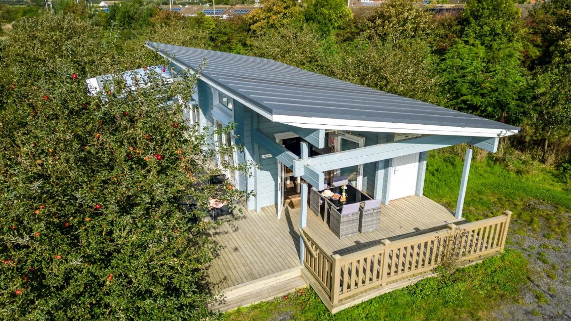 Property building in Broadpath, Great Field Lodges