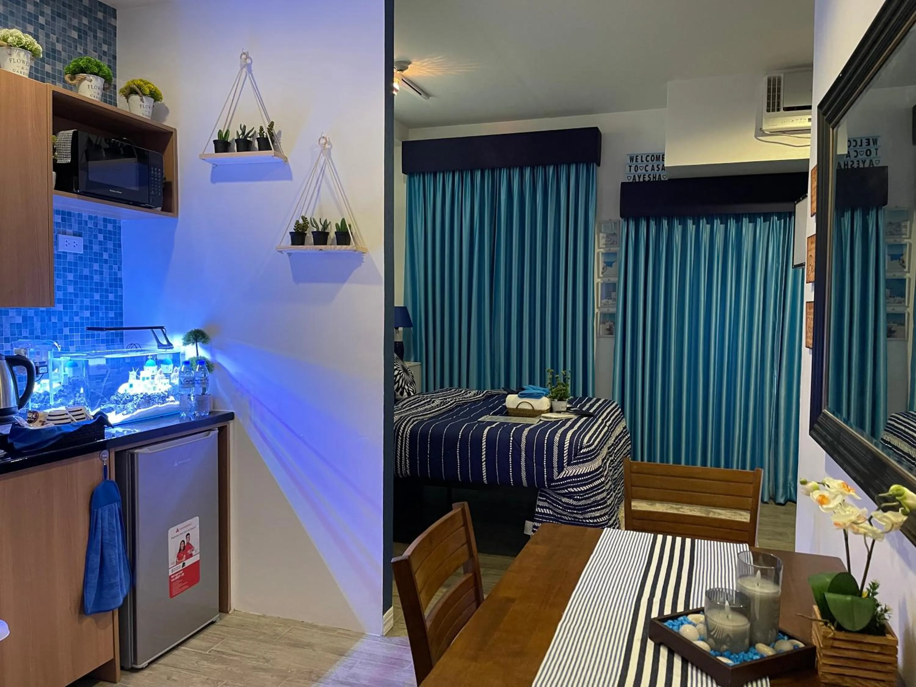 Kitchen or kitchenette in Casa Ayesha Sweet Staycation at La Bella Tagaytay