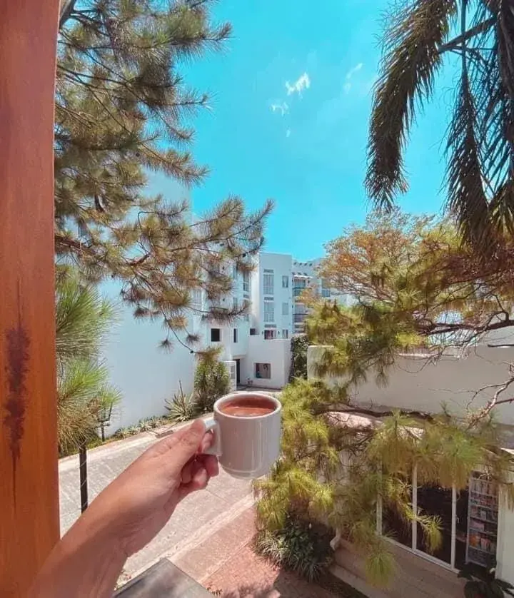 Restaurant/places to eat in Casa Ayesha Sweet Staycation at La Bella Tagaytay Restaurant/places to eat in Casa Ayesha Sweet Staycation at La Bella Tagaytay