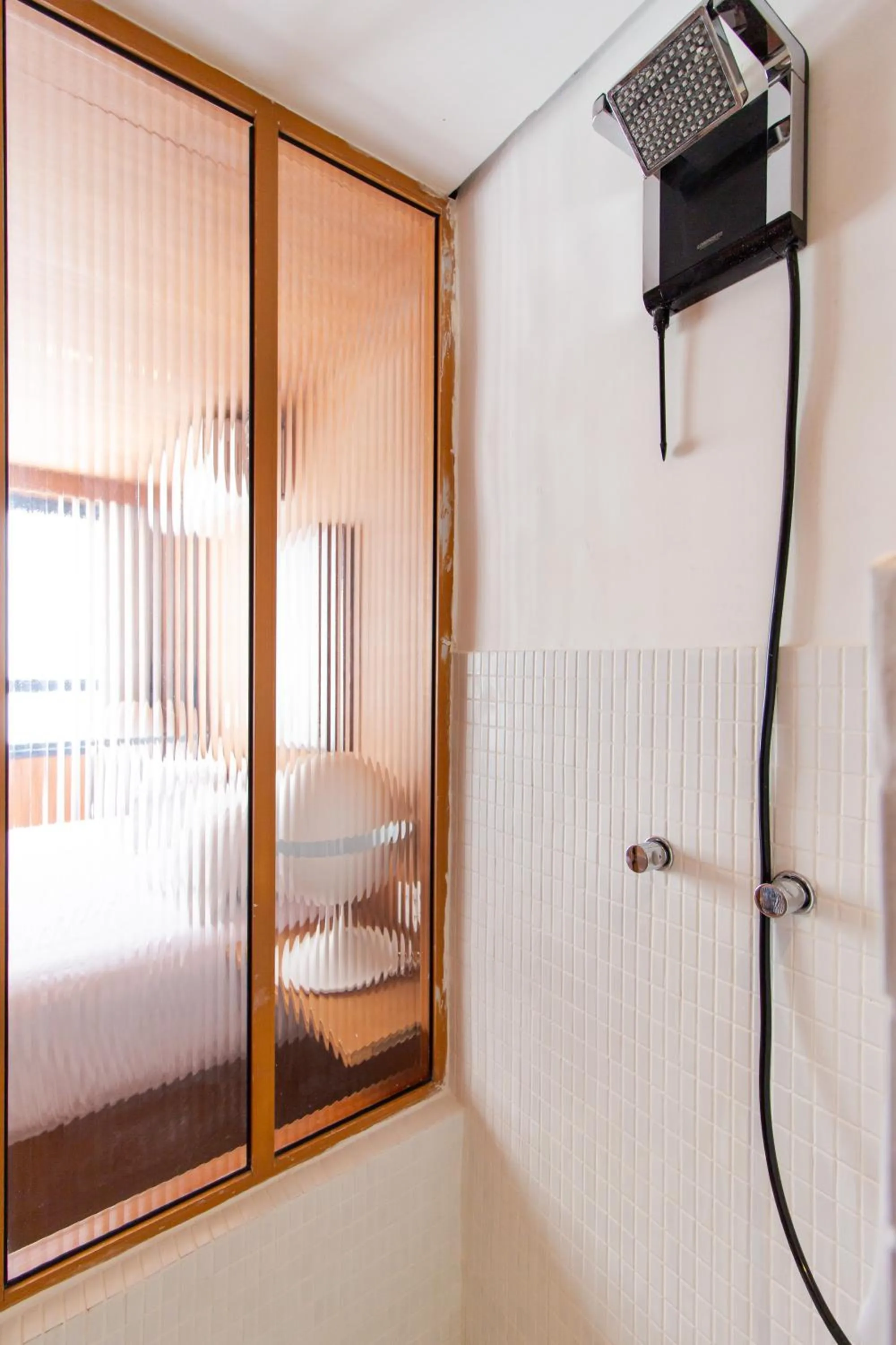 Bathroom, Bed in Hotel Centro 433