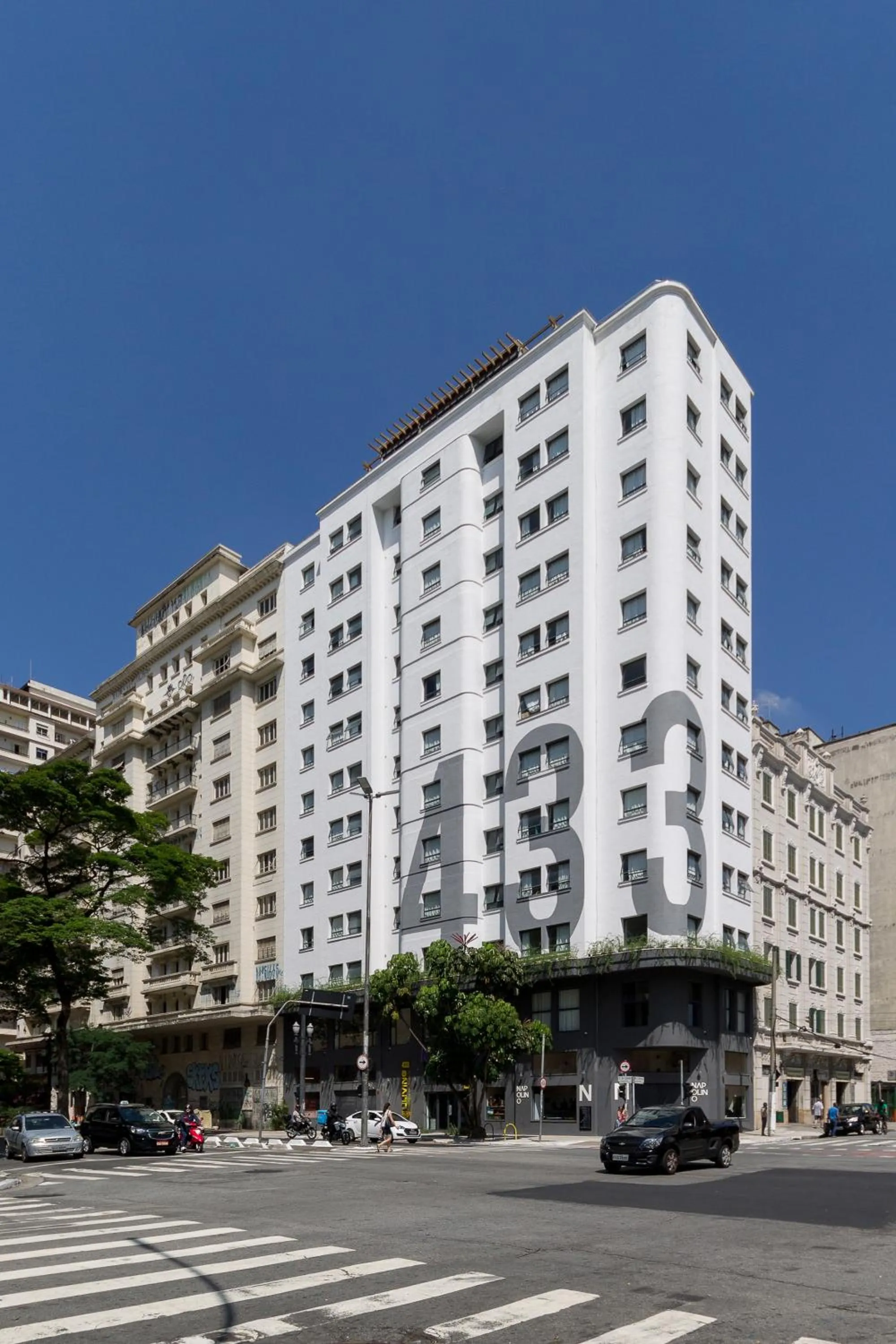 Property building in Hotel Centro 433