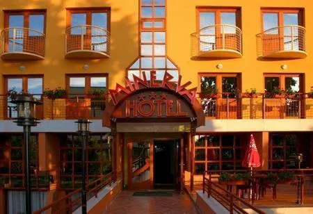 Facade/entrance in Hotel Minerva
