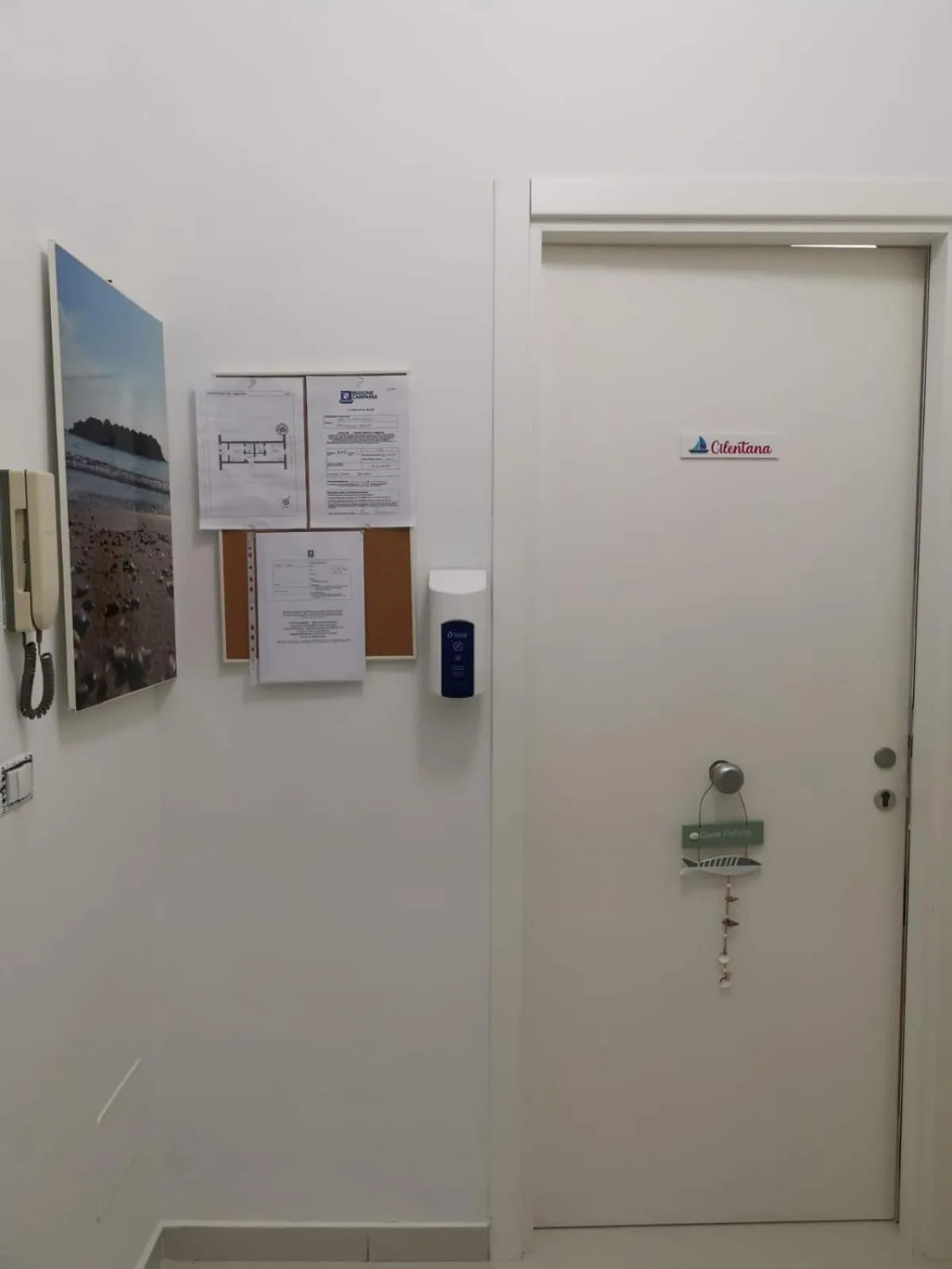 Logo/Certificate/Sign in Al porticciolo