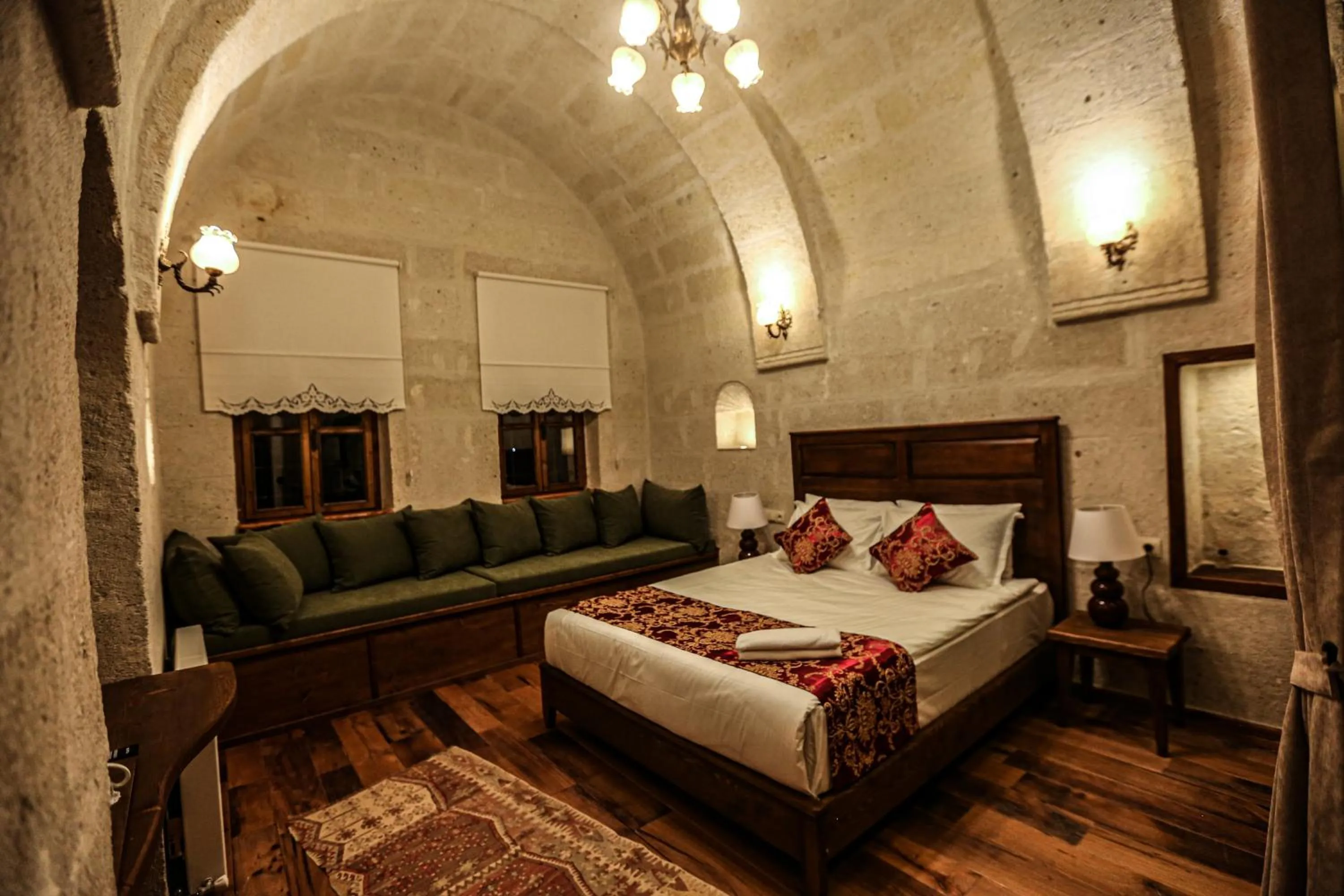 Seating area, Bed in Kemerli House