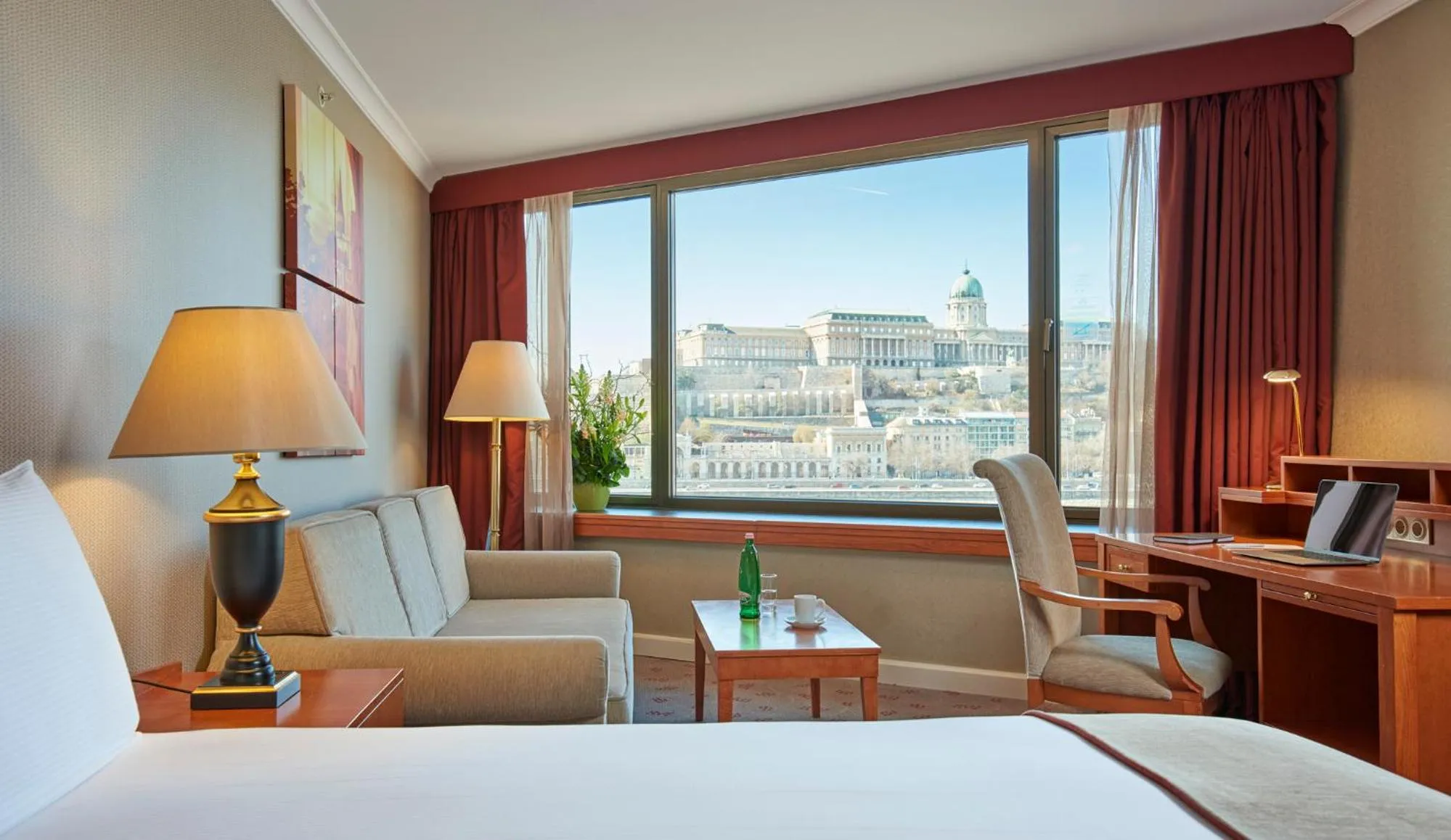 Living room, Bed in InterContinental Budapest by IHG