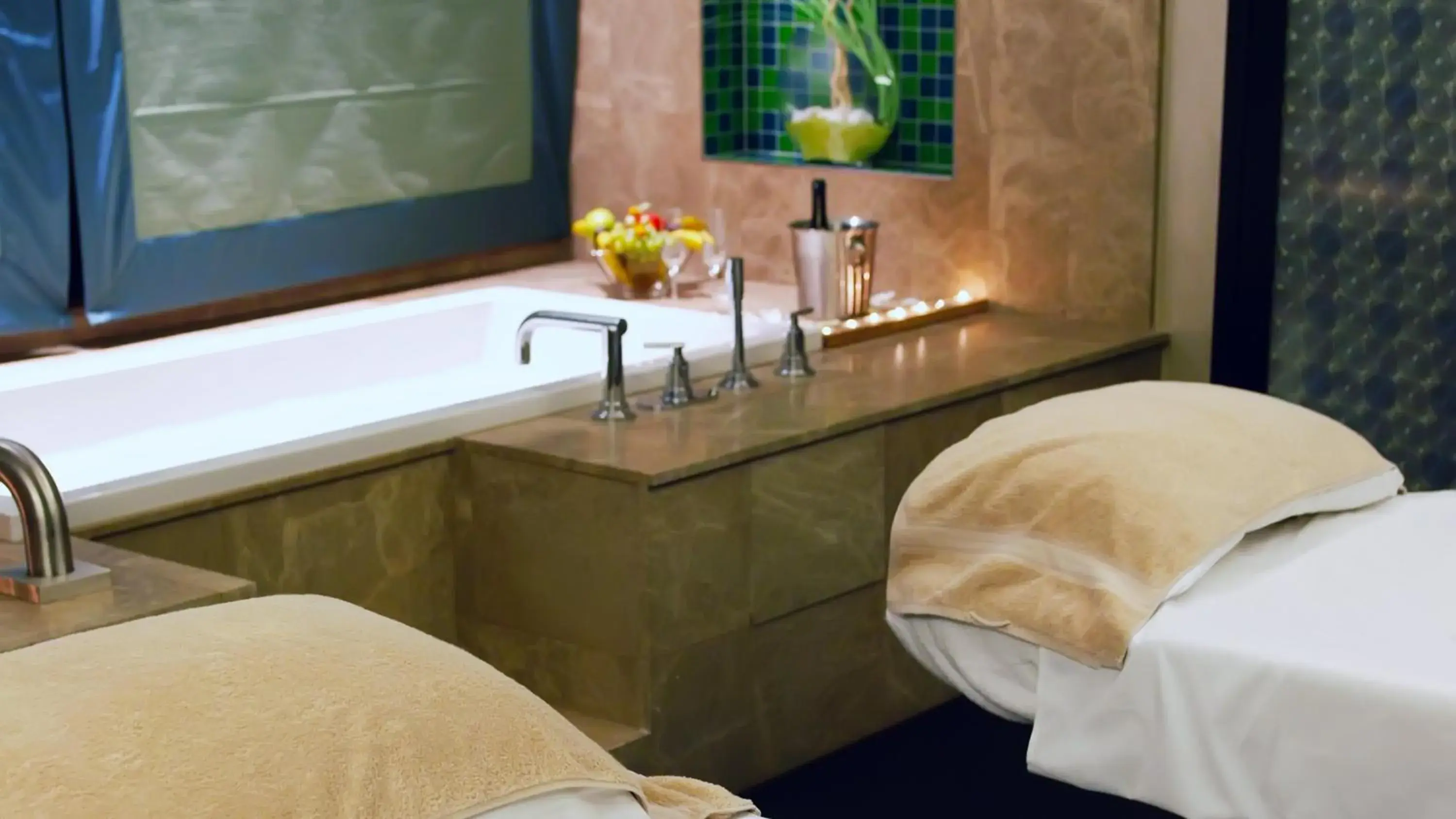 Spa and wellness centre/facilities, Bed in InterContinental Budapest by IHG Spa and wellness centre/facilities, Bed in InterContinental Budapest by IHG