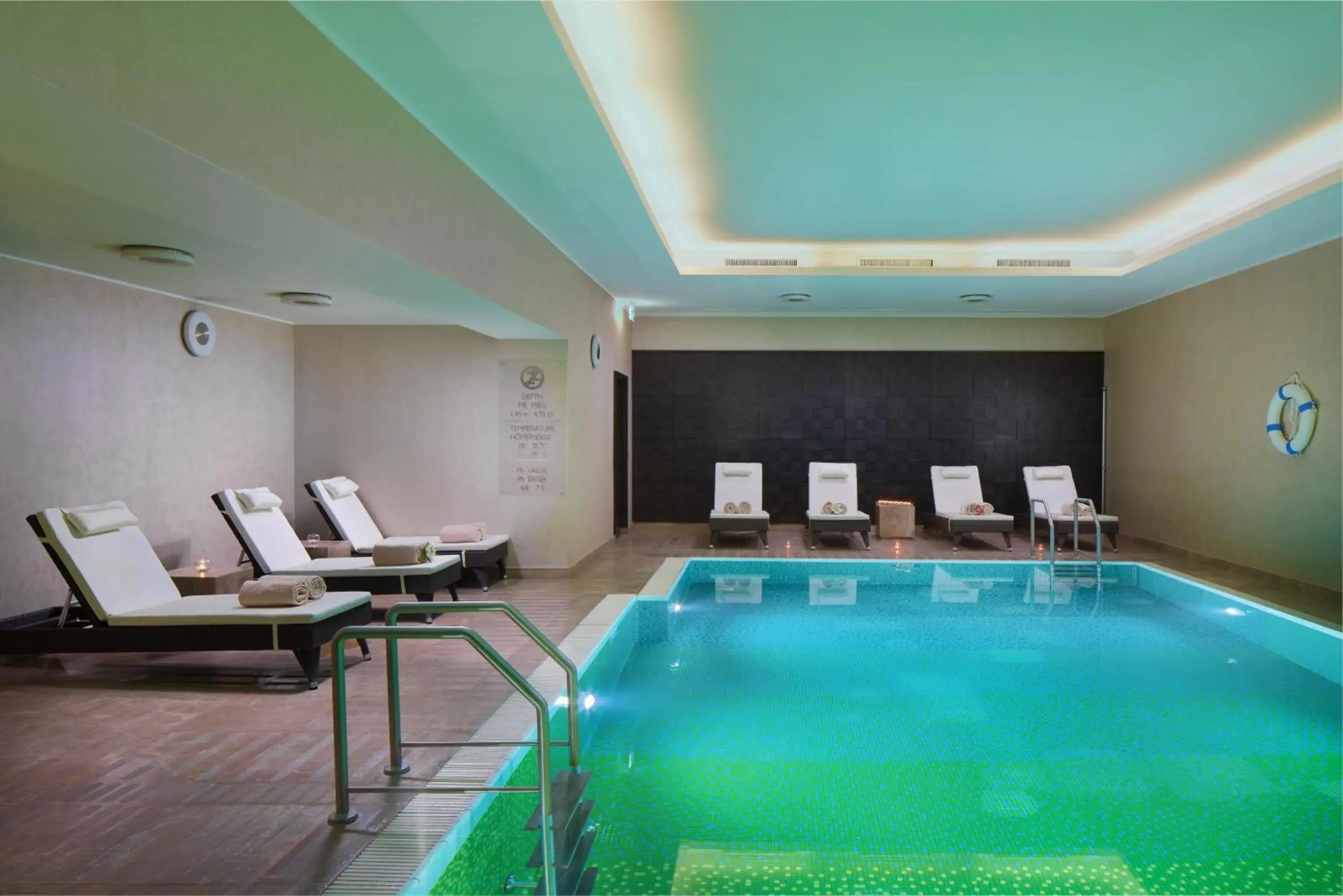 Swimming pool in InterContinental Budapest by IHG Swimming pool in InterContinental Budapest by IHG