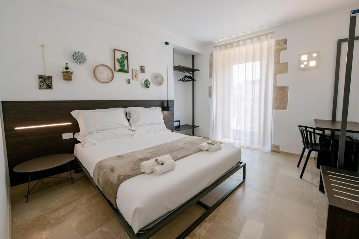 Balcony/Terrace, Bed in IBLA ROOMS