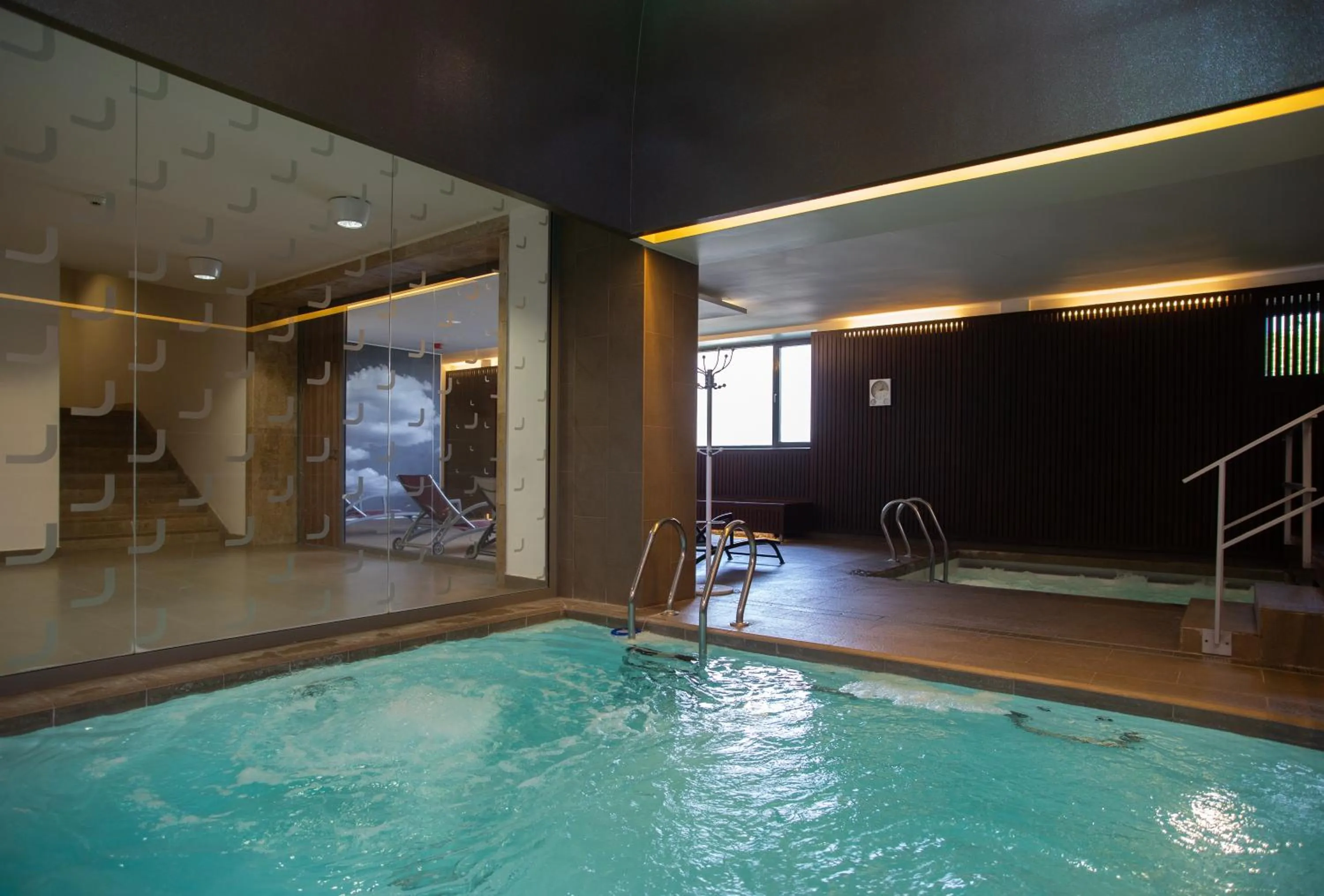 Hot Tub in Hotel Laterum