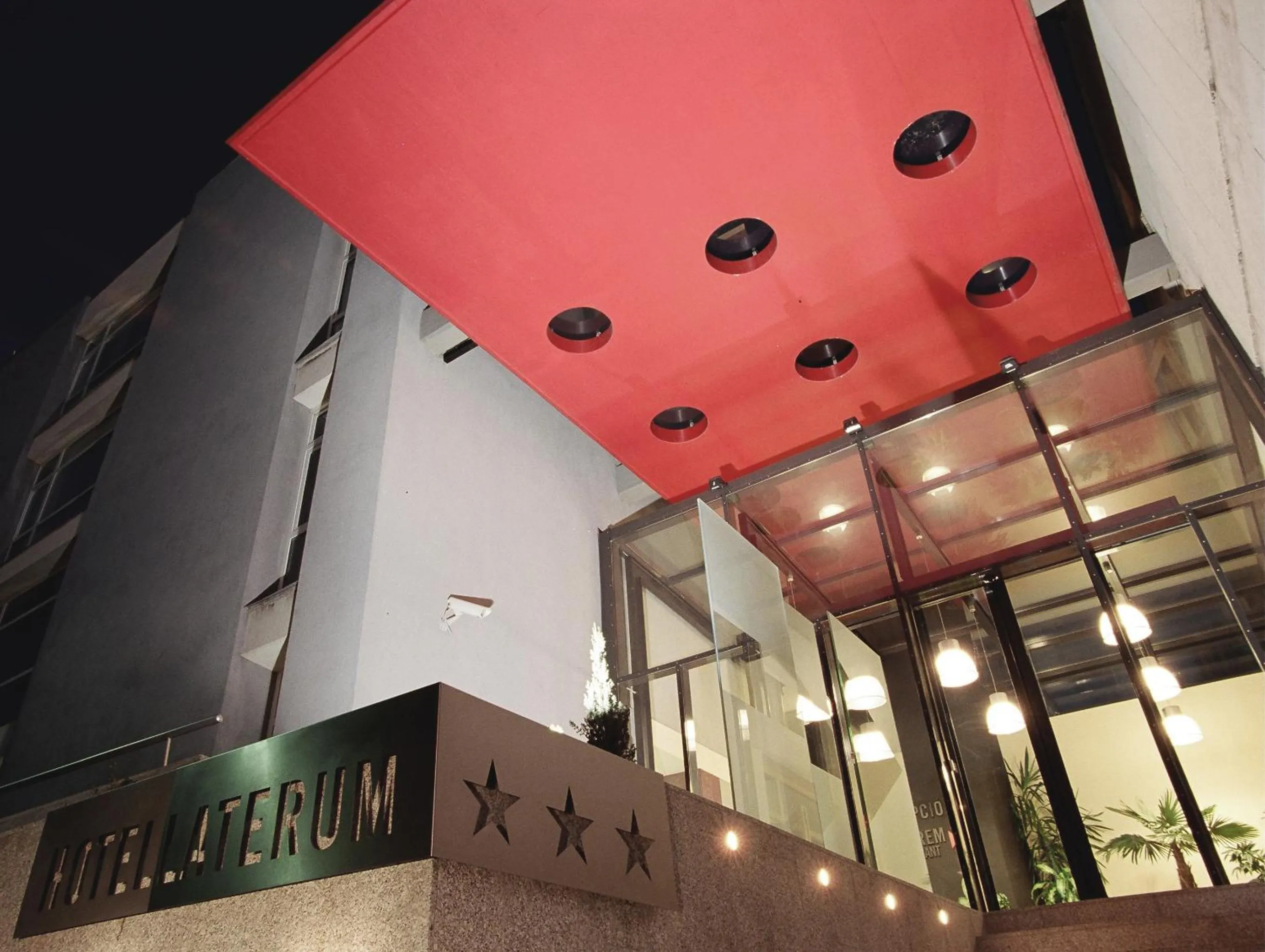 Property building in Hotel Laterum