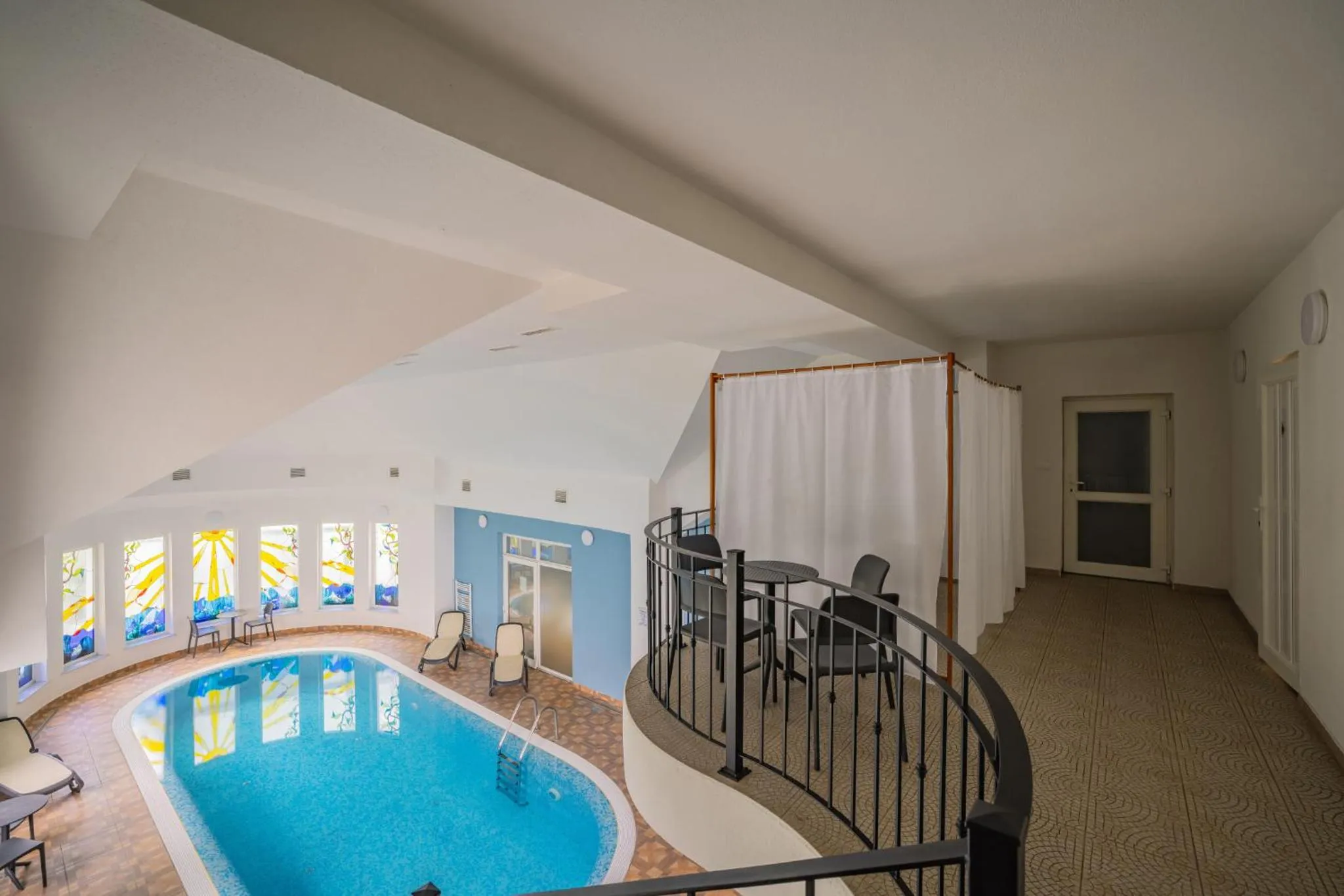 Swimming pool in Hotel Central