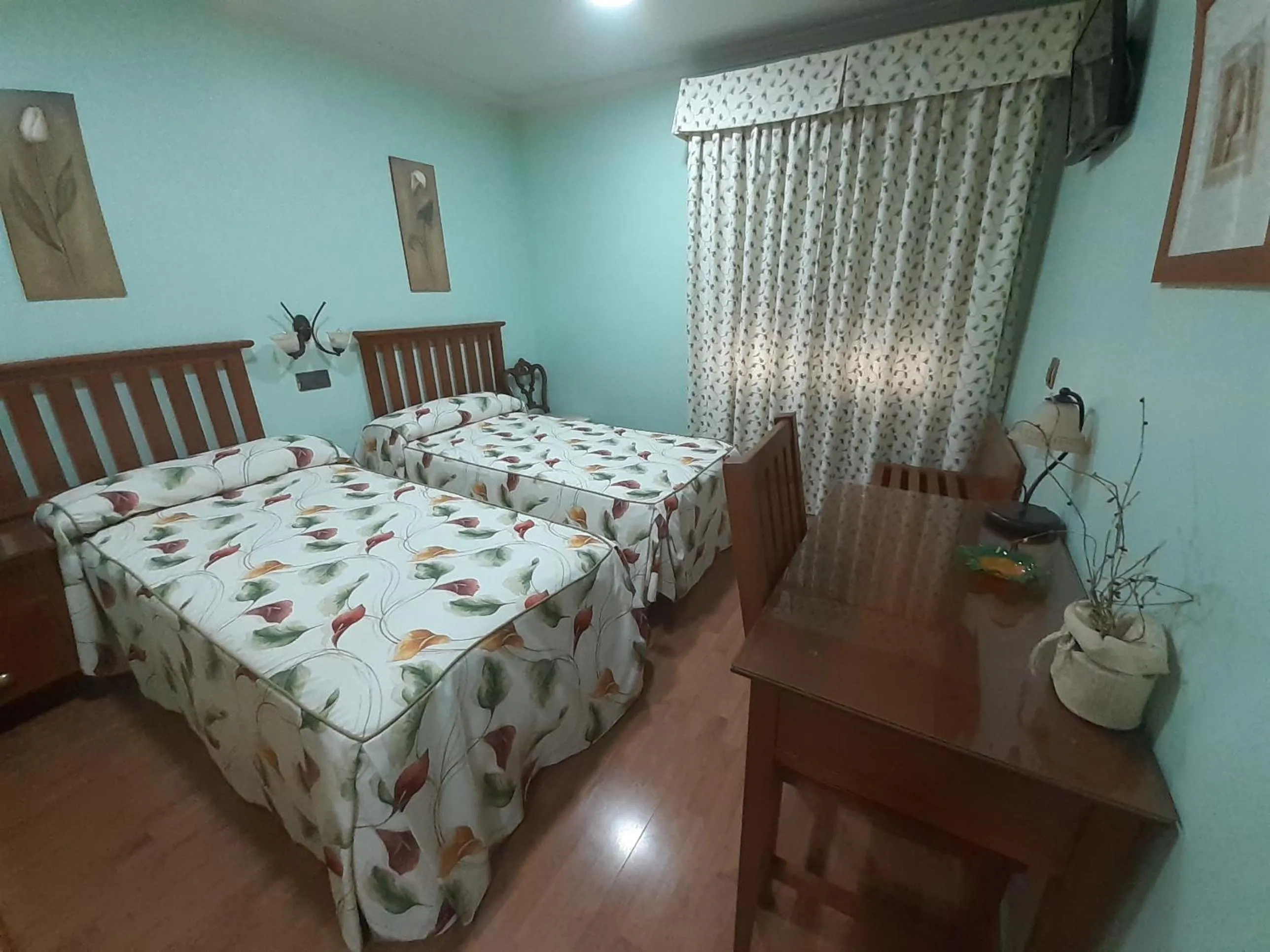Photo of the whole room, Bed in Hotel El Pentágono