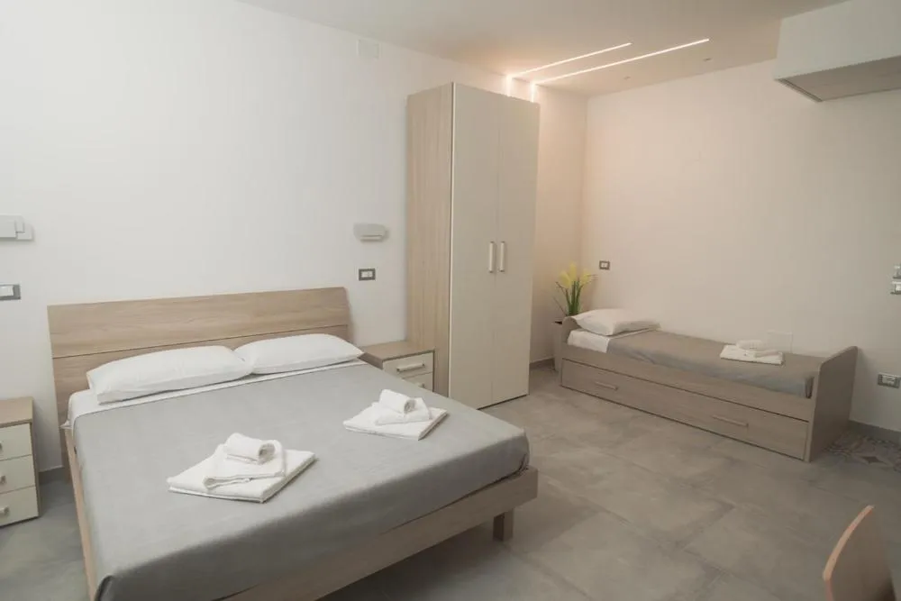 Bedroom, Bed in B&B OASI SUL MARE San Salvo Marina