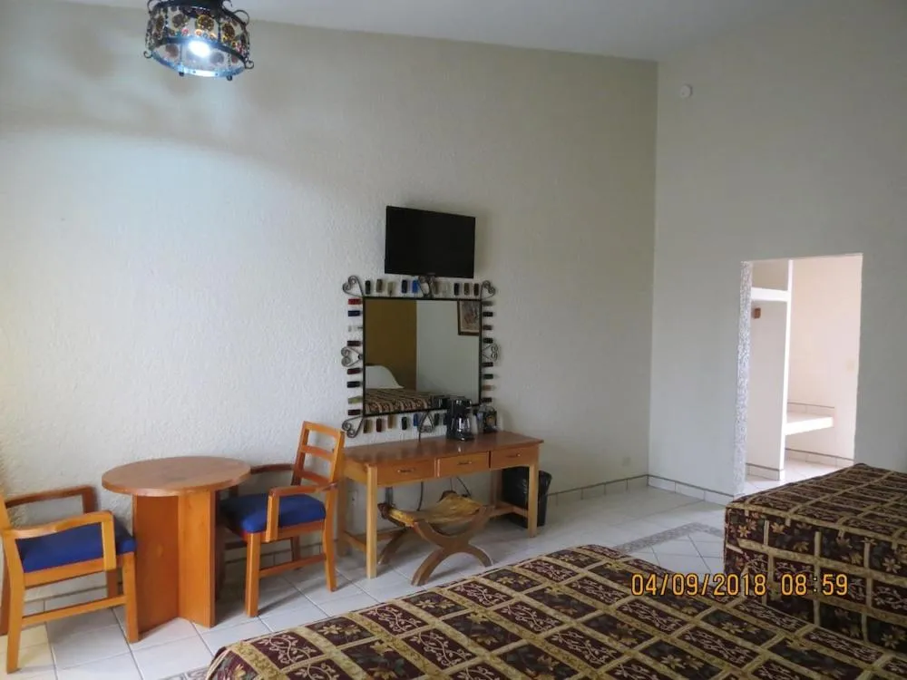 Bed in HOTEL MISION SANTA MARIA