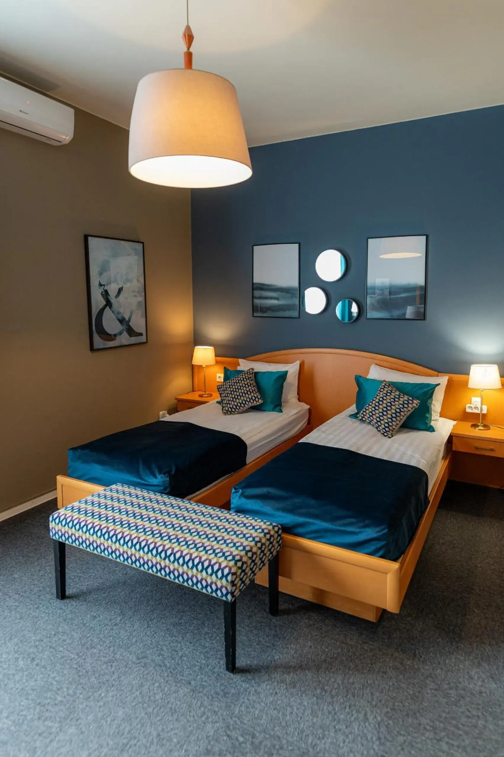 Twin Room - single occupancy in Hotel Piano Twin Room - single occupancy in Hotel Piano