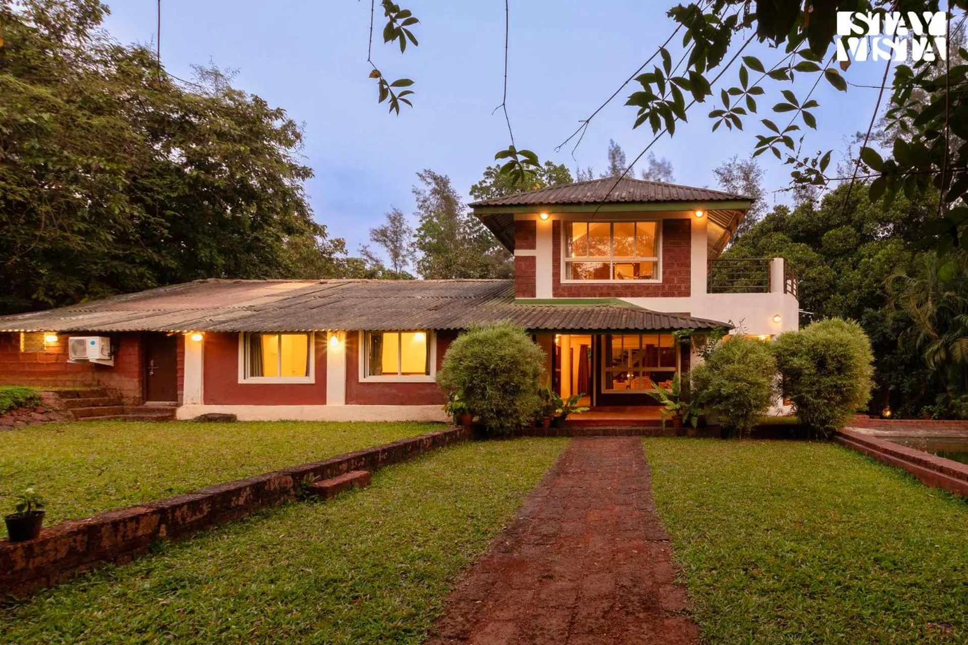 Garden in StayVista at The Conservancy Bungalow - Koynanagar