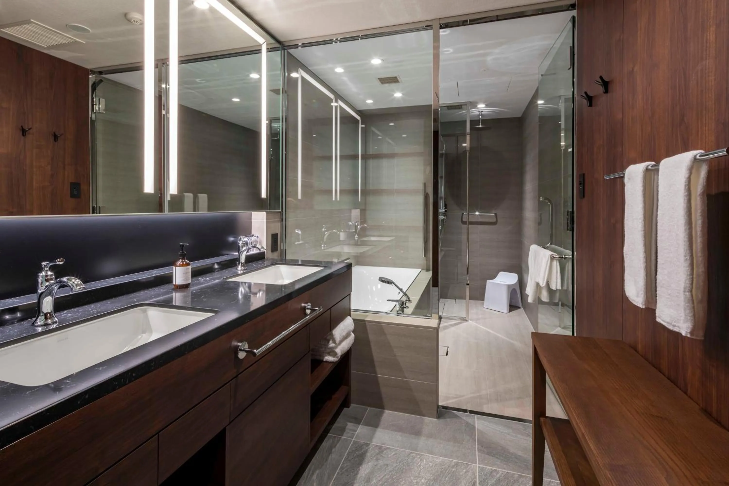 Bathroom in Hotel GrandBach Tokyo Ginza