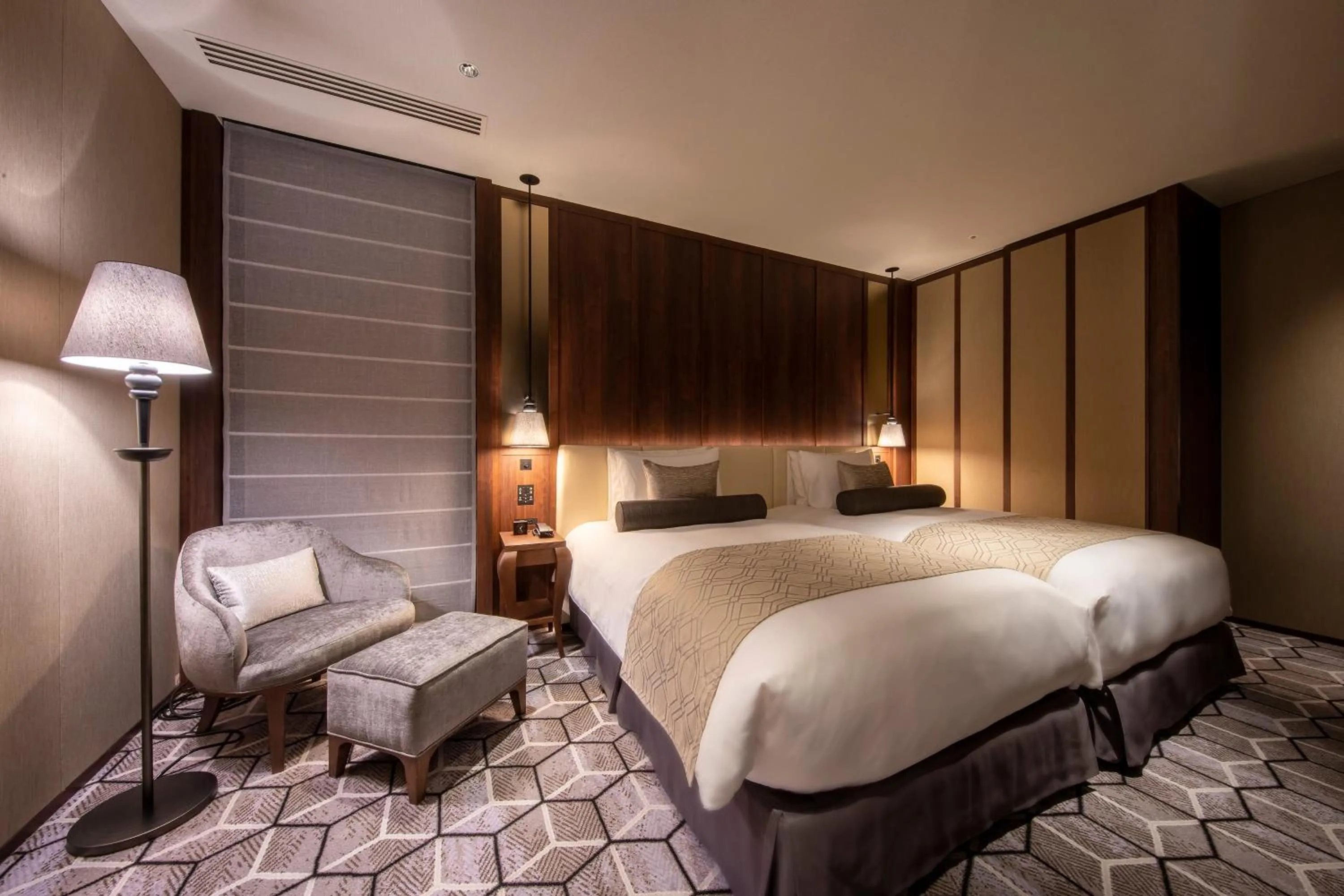 Bedroom, Bed in Hotel GrandBach Tokyo Ginza