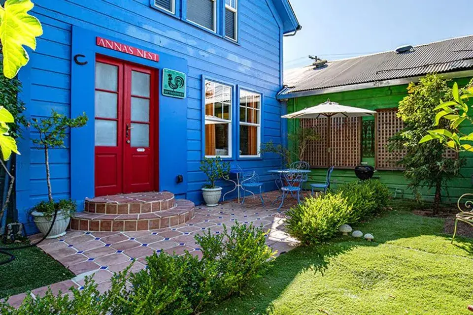 metro hotel and Cafe metro hotel and Cafe