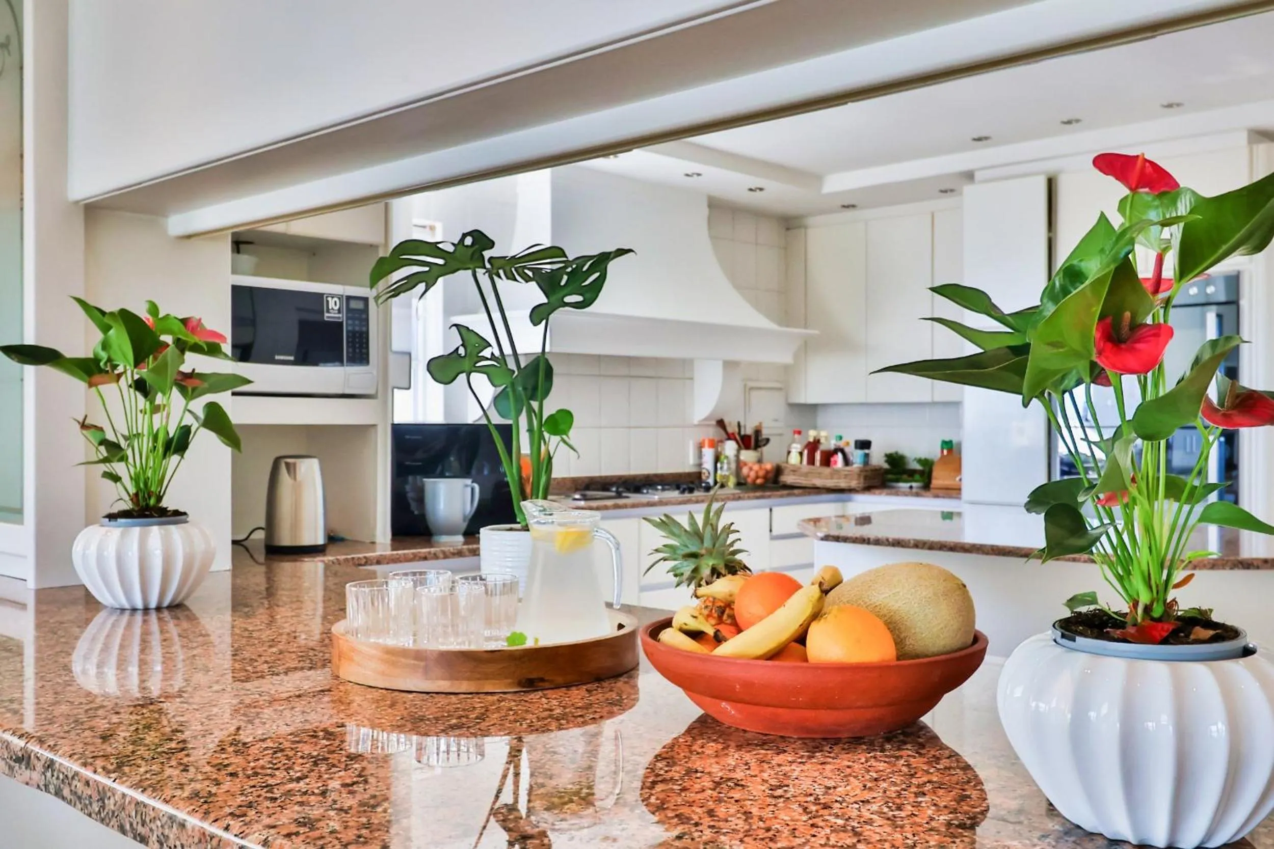 Hermanus Beachfront Lodge - Solar Power