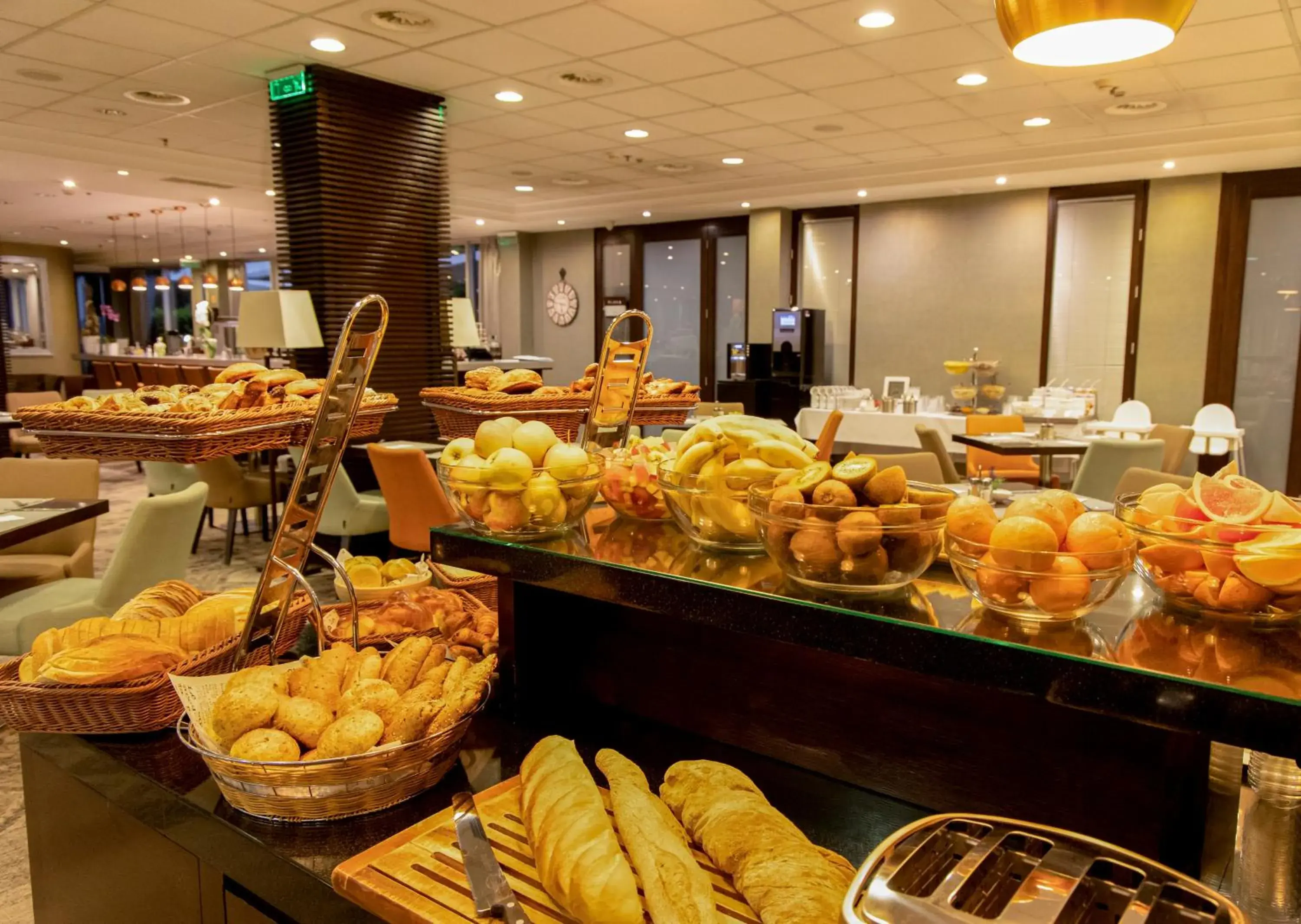 Buffet breakfast in Lion's Garden Hotel Buffet breakfast in Lion's Garden Hotel