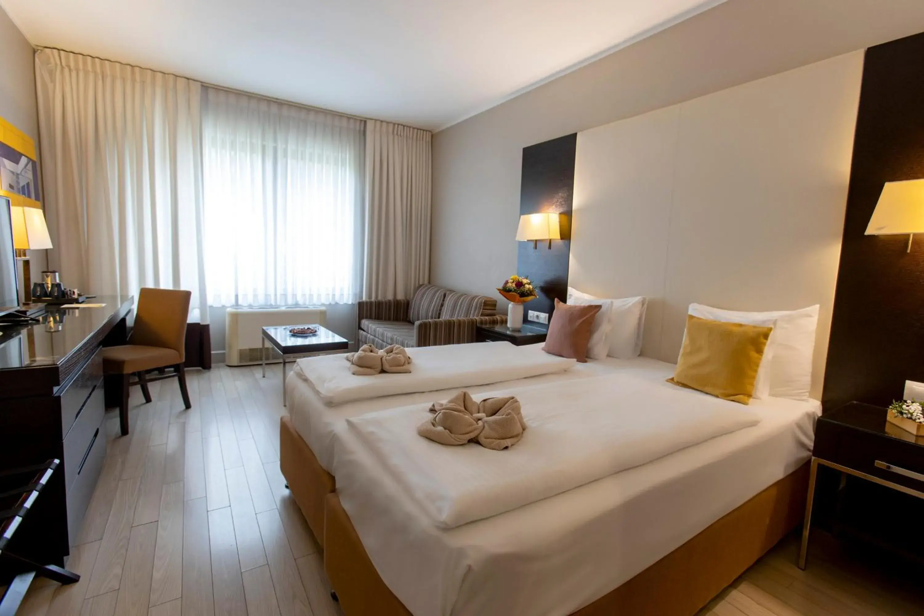 Bed in Lion's Garden Hotel Bed in Lion's Garden Hotel