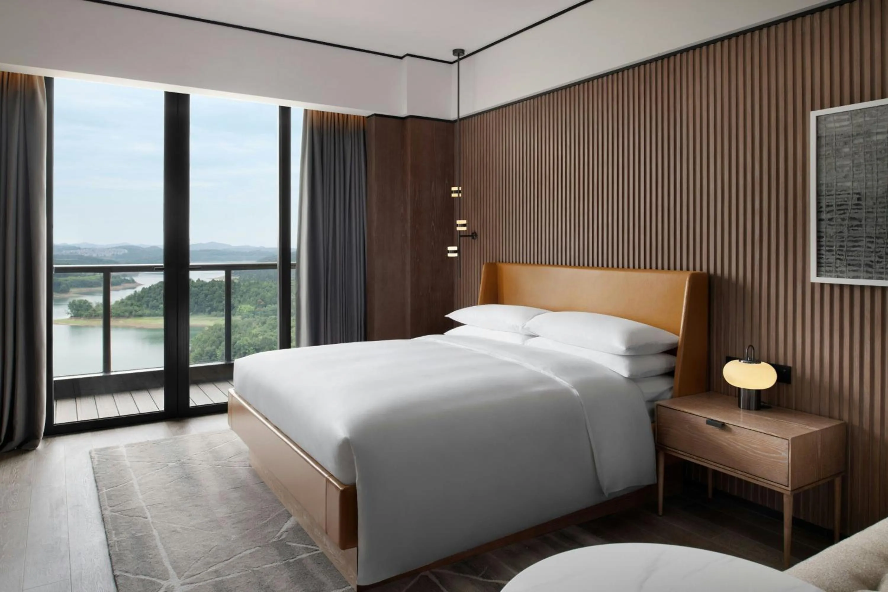 Bedroom, Bed in Sheraton Mianyang